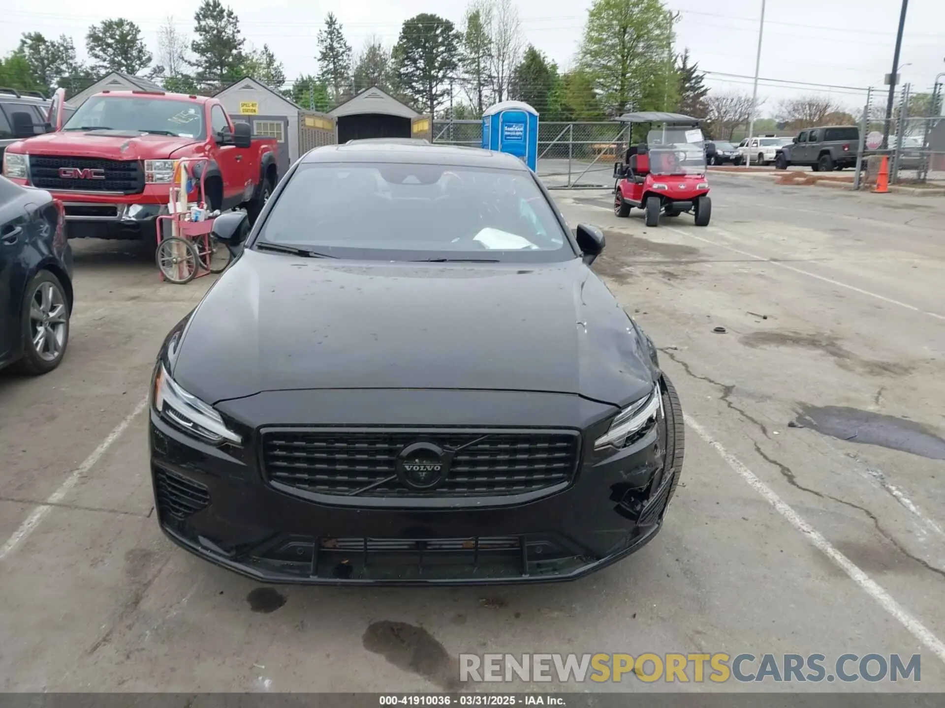 12 fotografías del automóvil dañado 7JRH60FD6NG192469 VOLVO S60 RECHARGE PLUG-IN HYBRID 2022