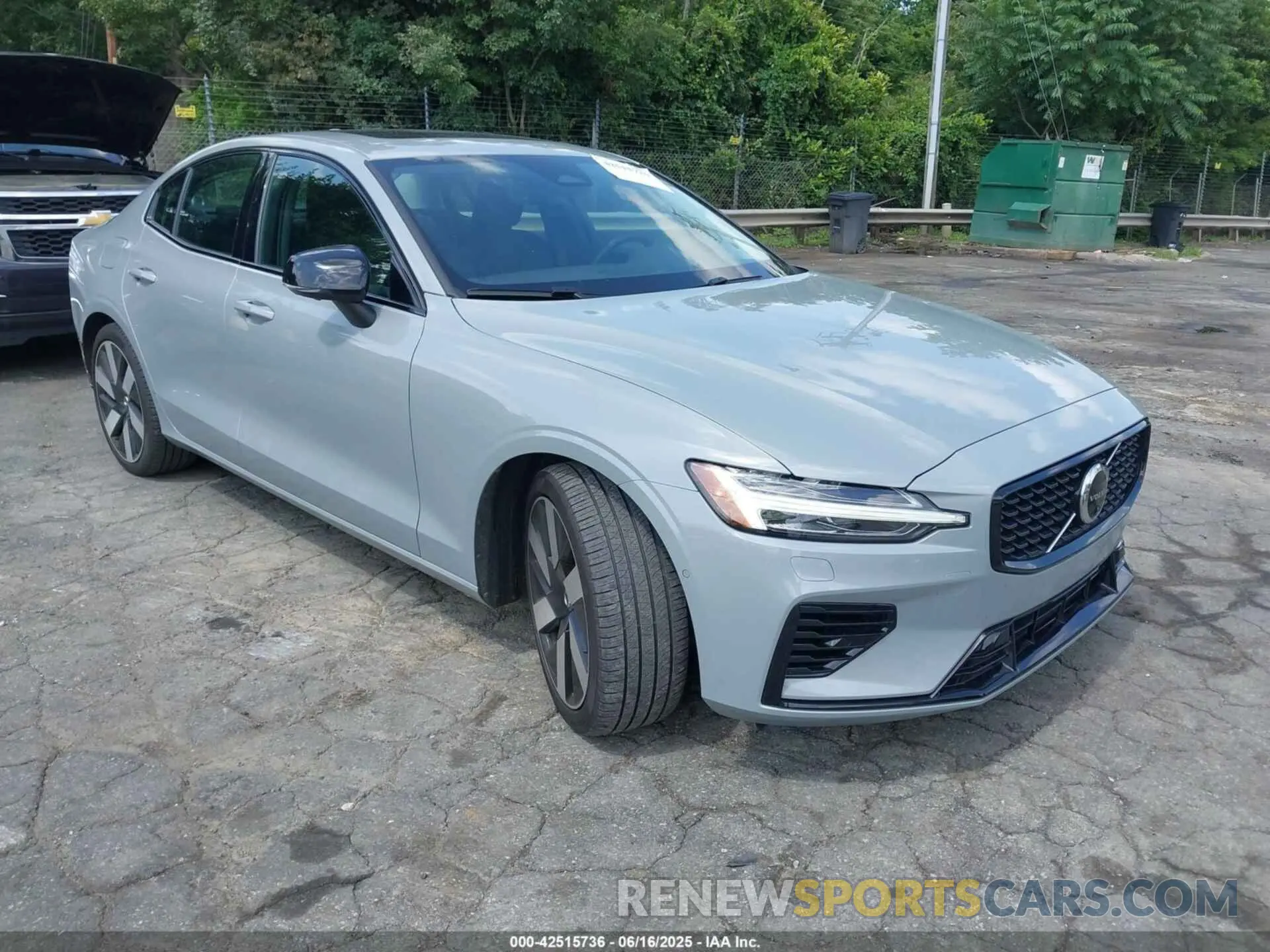 1 fotografías del automóvil dañado 7JRH60FL5RG305681 VOLVO S60 RECHARGE PLUG-IN HYBRID 2024