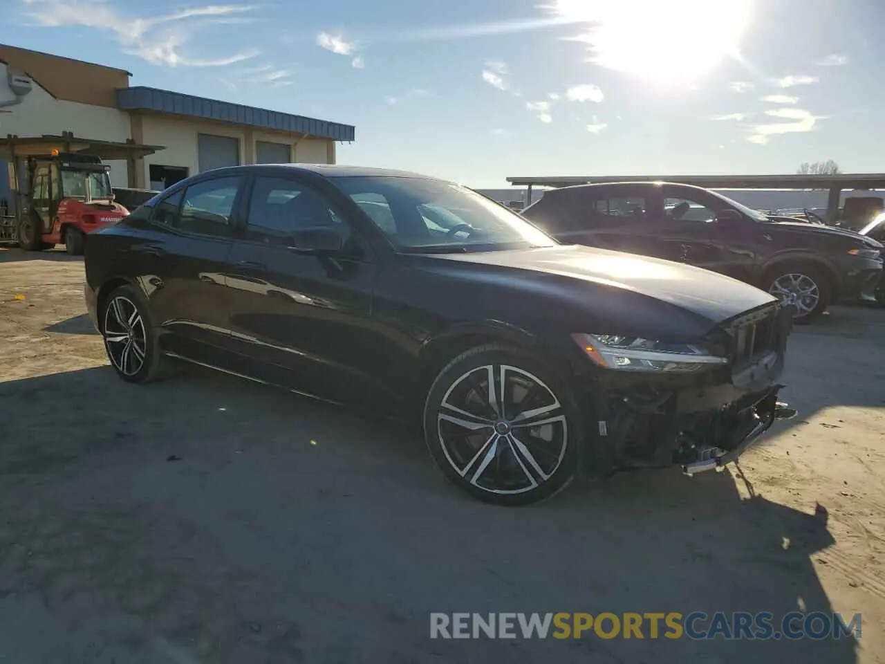 4 fotografías del automóvil dañado 7JRBR0FM5MG113529 VOLVO S60 T8 REC 2021