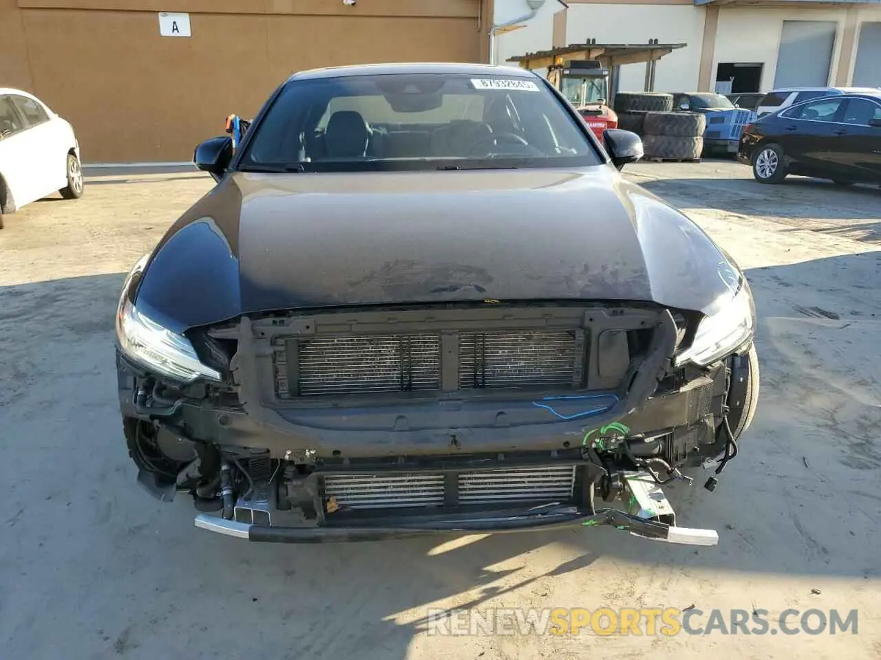 5 fotografías del automóvil dañado 7JRBR0FM5MG113529 VOLVO S60 T8 REC 2021