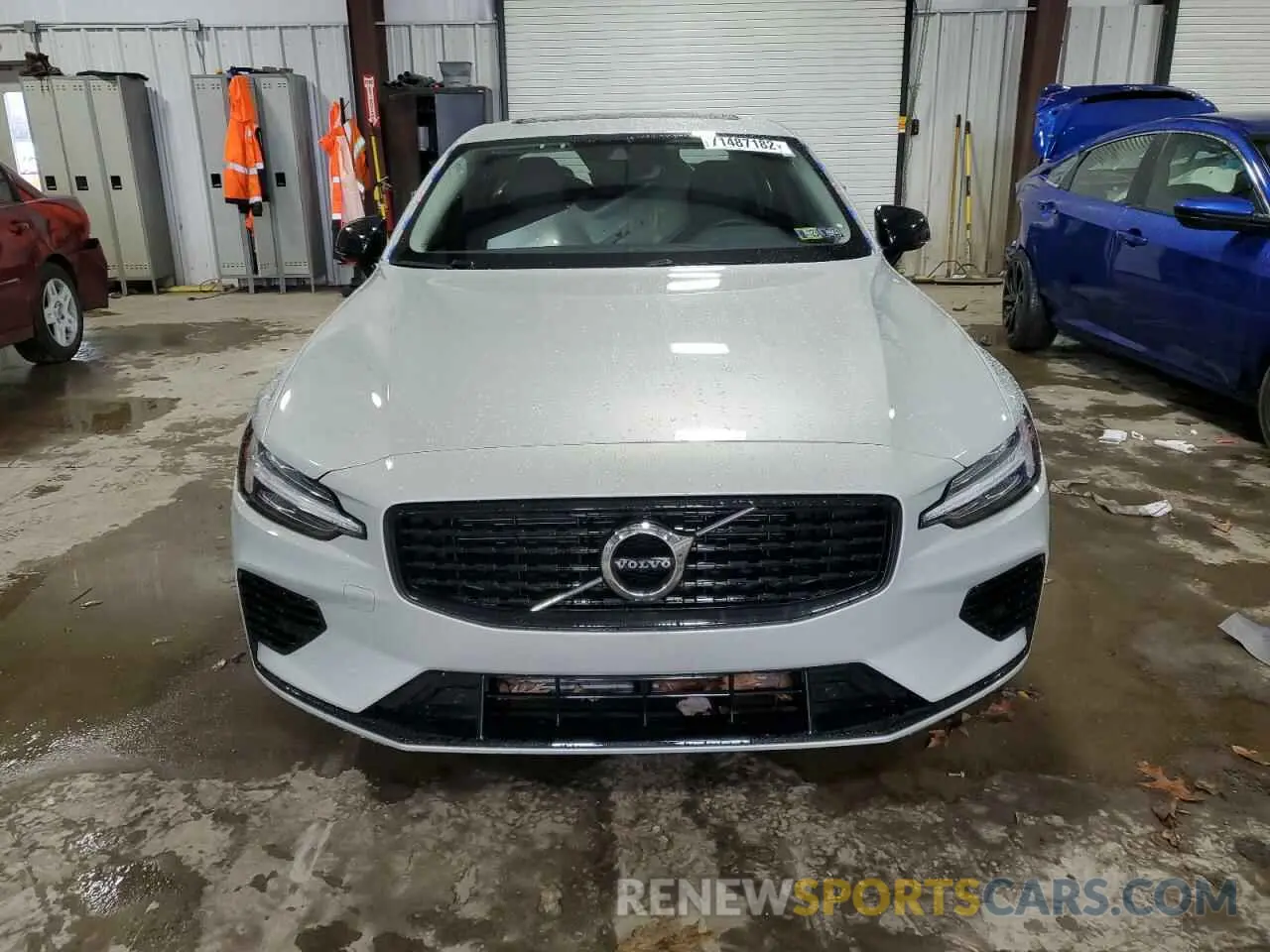 5 fotografías del automóvil dañado 7JRBR0FZ6MG111865 VOLVO S60 T8 REC 2021