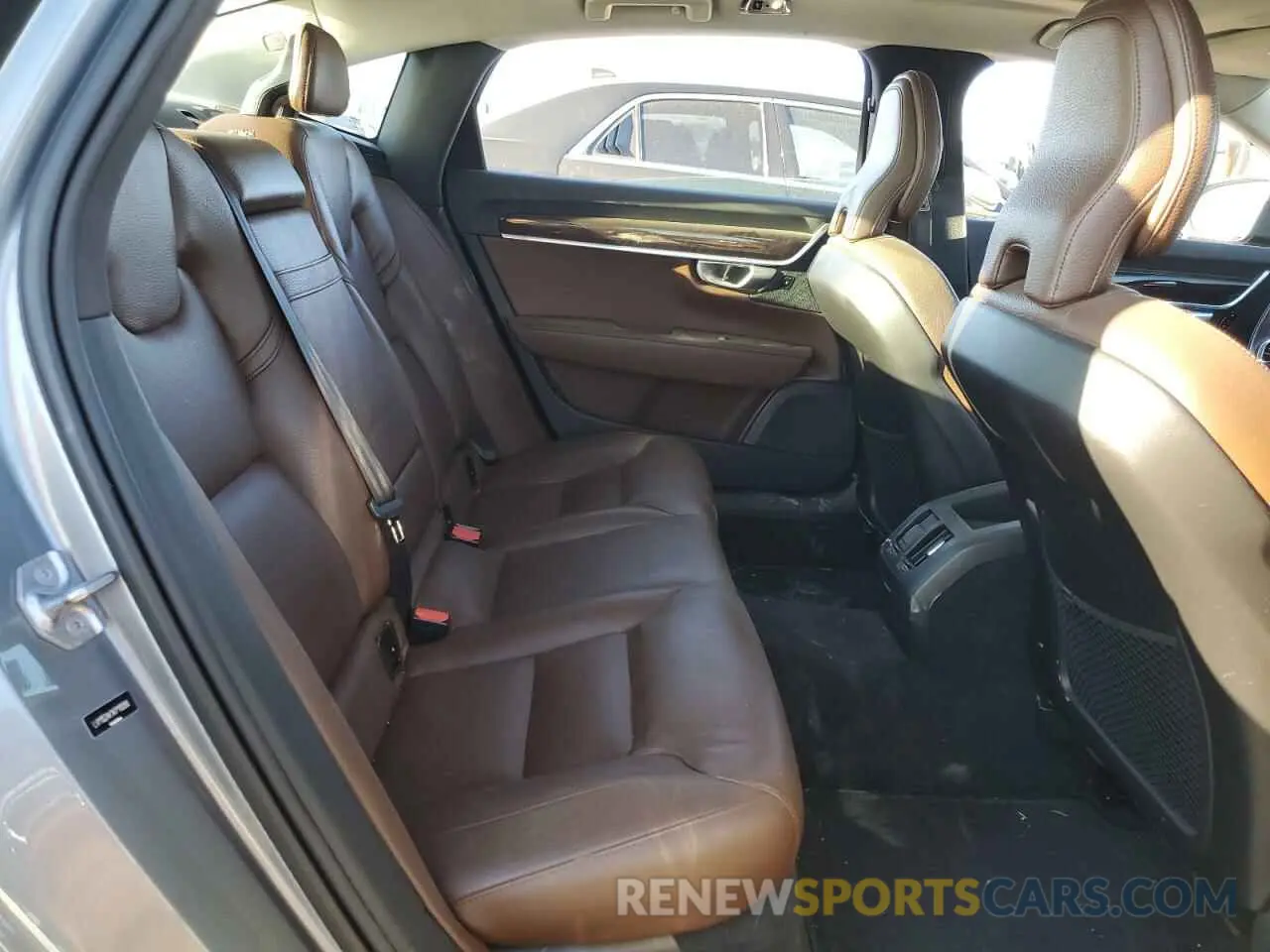 10 fotografías del automóvil dañado LVY102AK1KP110090 VOLVO S90 2019