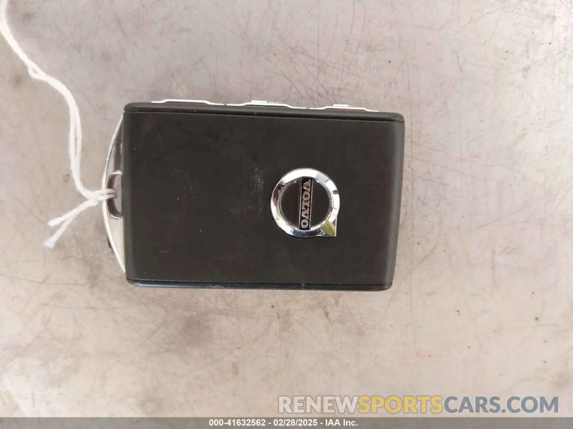 11 fotografías del automóvil dañado LVY102AK5KP081791 VOLVO S90 2019
