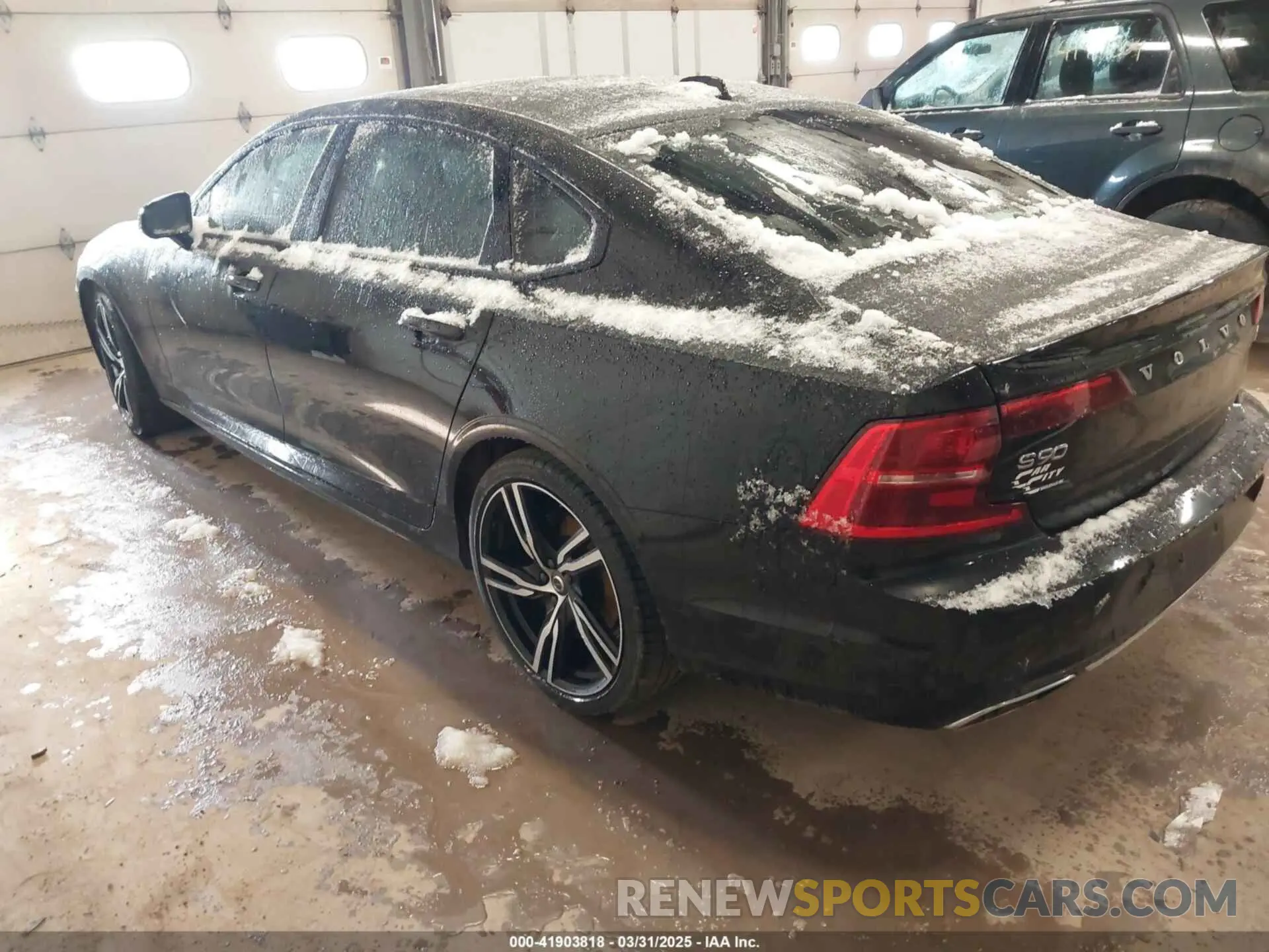 3 fotografías del automóvil dañado LVYA22MT3LP158769 VOLVO S90 2020