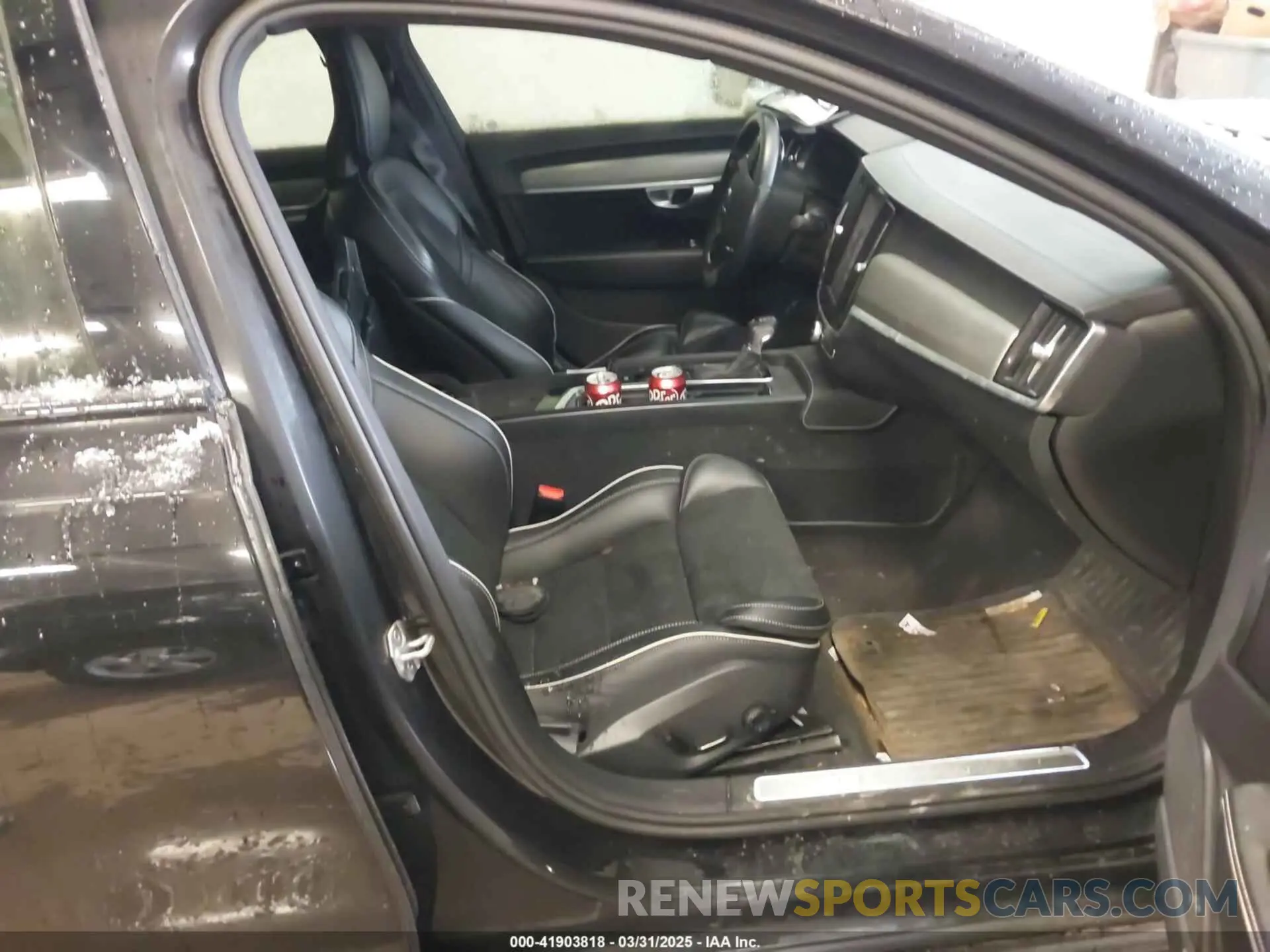 5 fotografías del automóvil dañado LVYA22MT3LP158769 VOLVO S90 2020