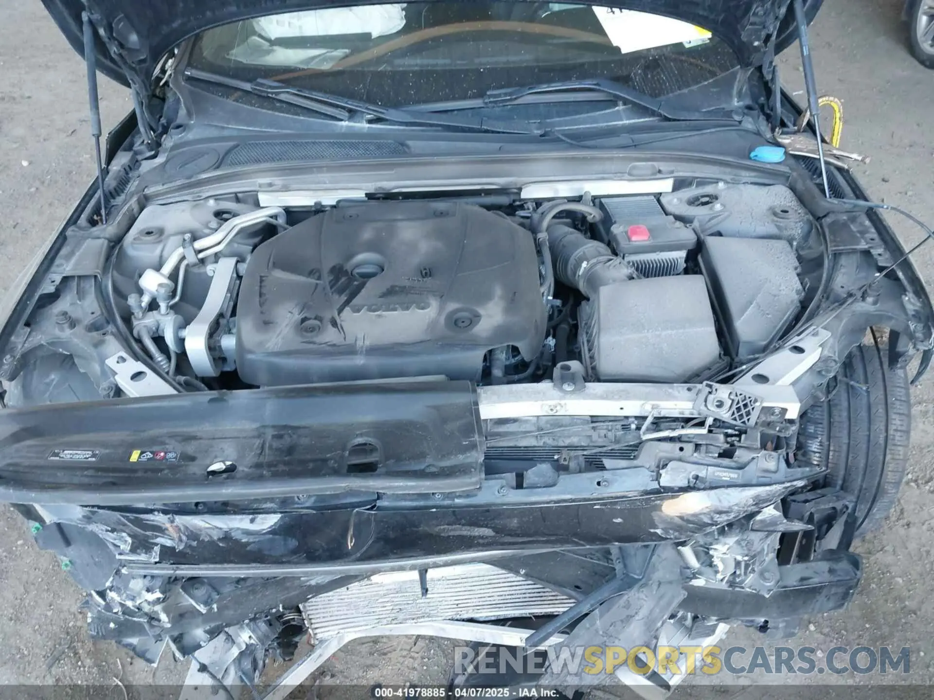 10 fotografías del automóvil dañado LVYA22MT7LP168513 VOLVO S90 2020
