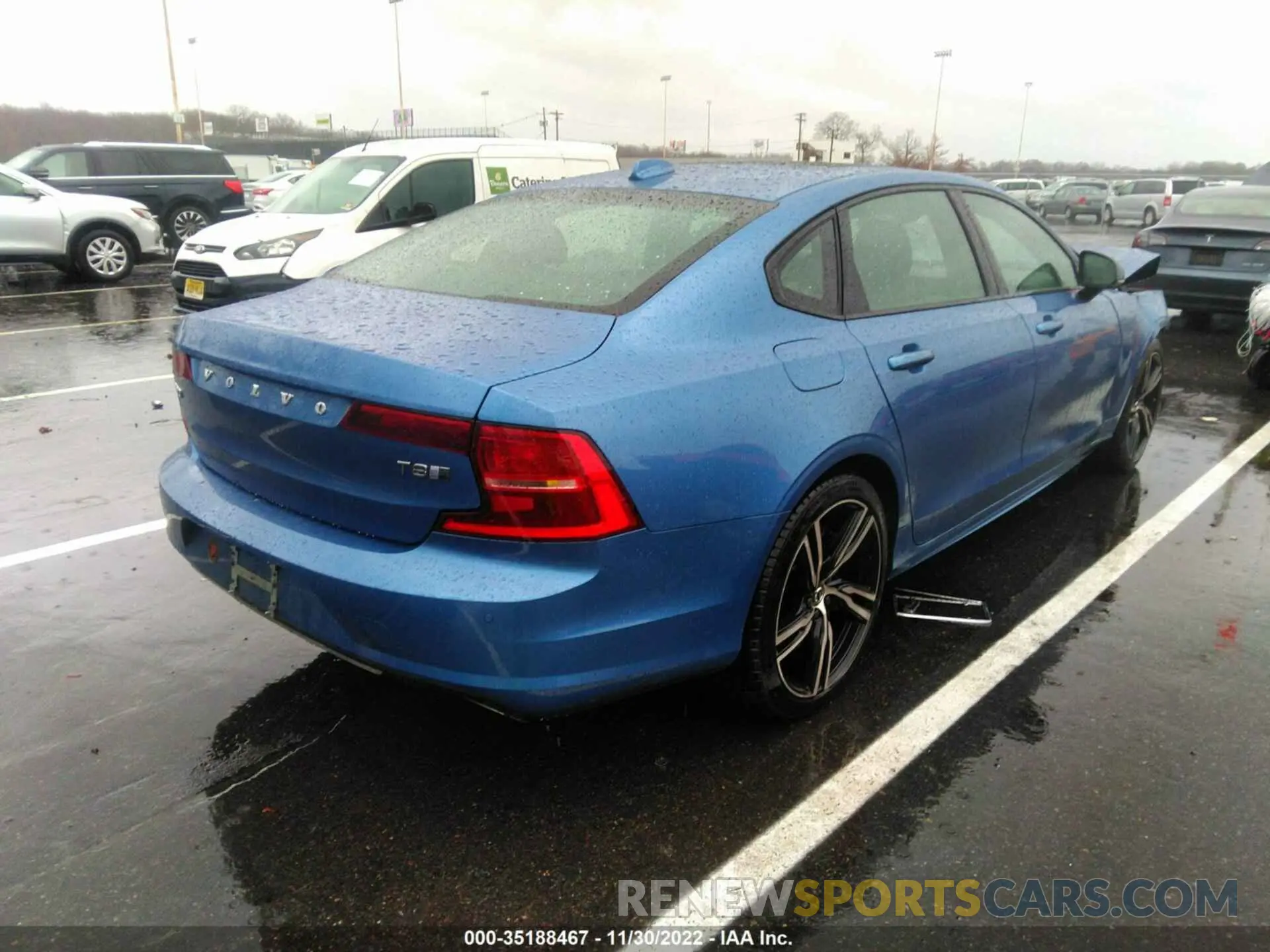 4 fotografías del automóvil dañado LVYBR0AT0LP160570 VOLVO S90 2020