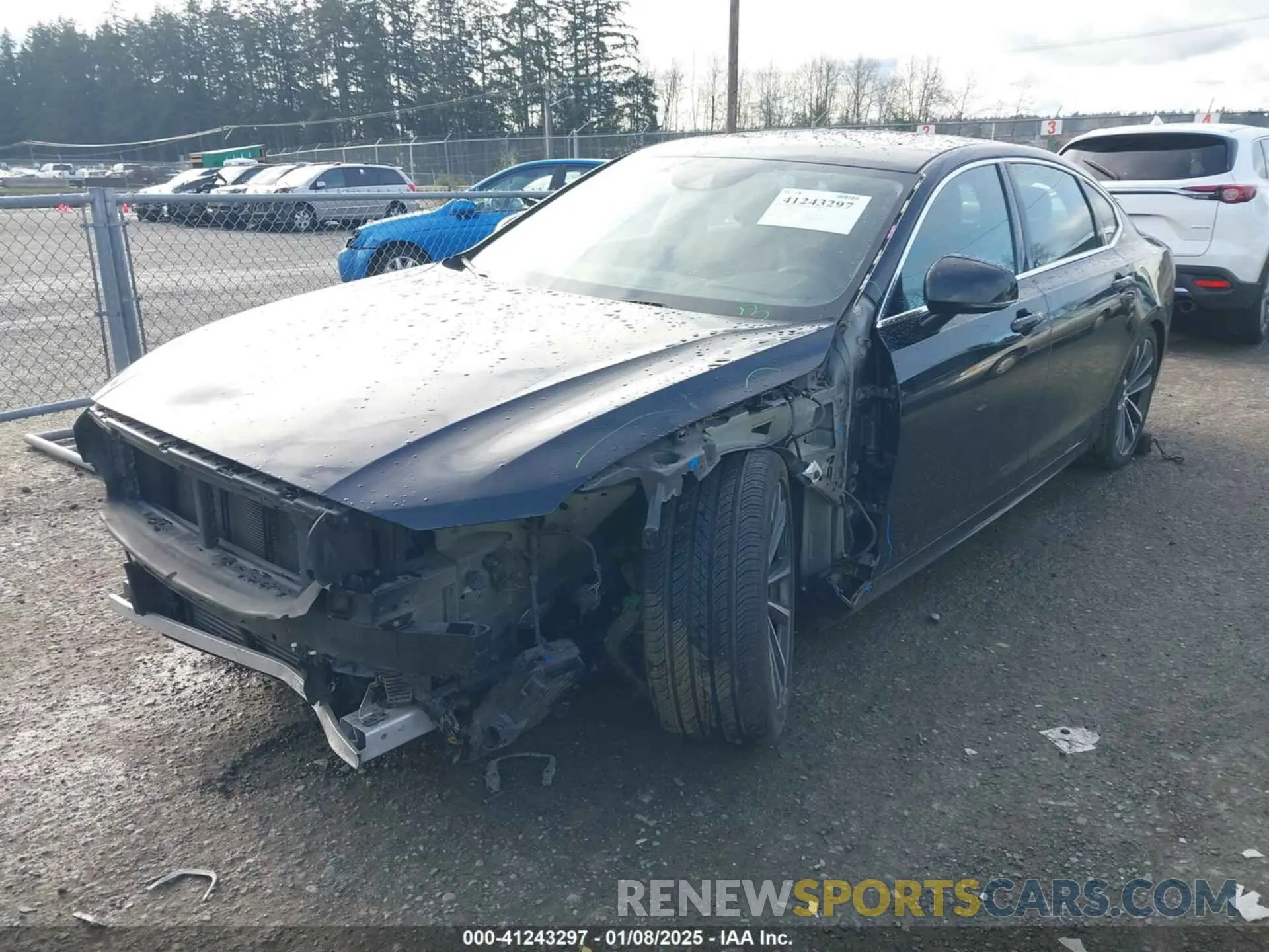 2 fotografías del automóvil dañado LVYA22MK3MP231194 VOLVO S90 2021