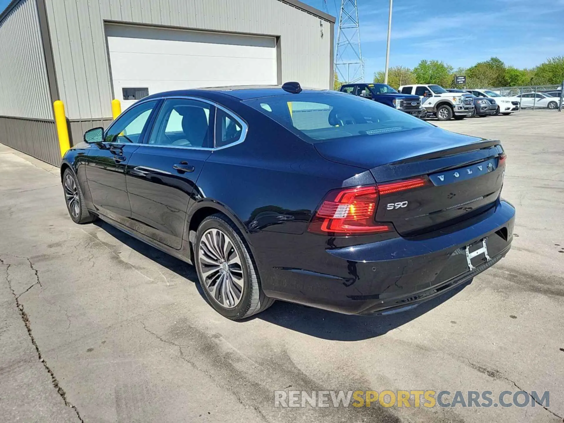 11 fotografías del automóvil dañado LVYA22MK9MP225254 VOLVO S90 2021