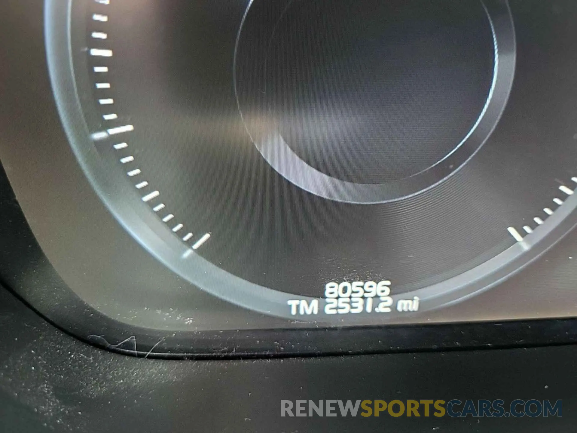 2 fotografías del automóvil dañado LVYA22MK9MP225254 VOLVO S90 2021