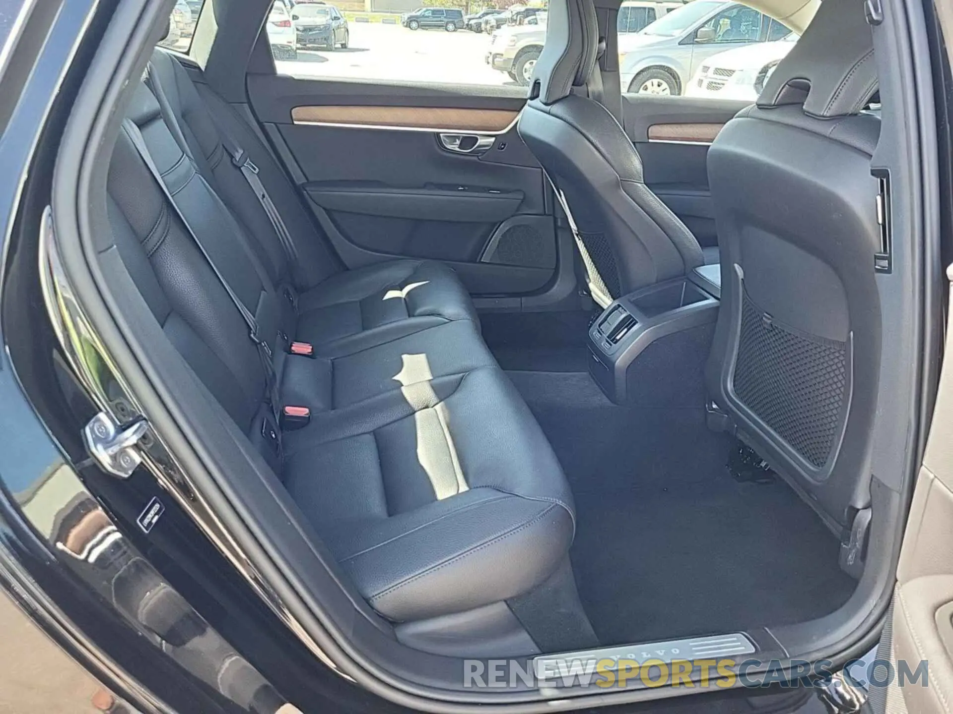 25 fotografías del automóvil dañado LVYA22MK9MP225254 VOLVO S90 2021