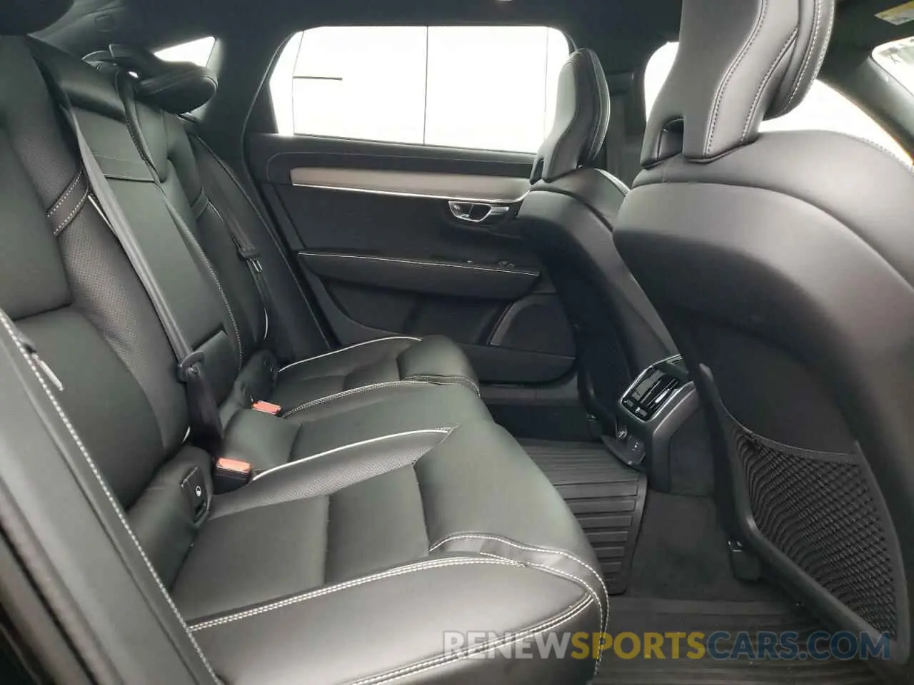 6 fotografías del automóvil dañado LVYA22MT6MP202863 VOLVO S90 2021
