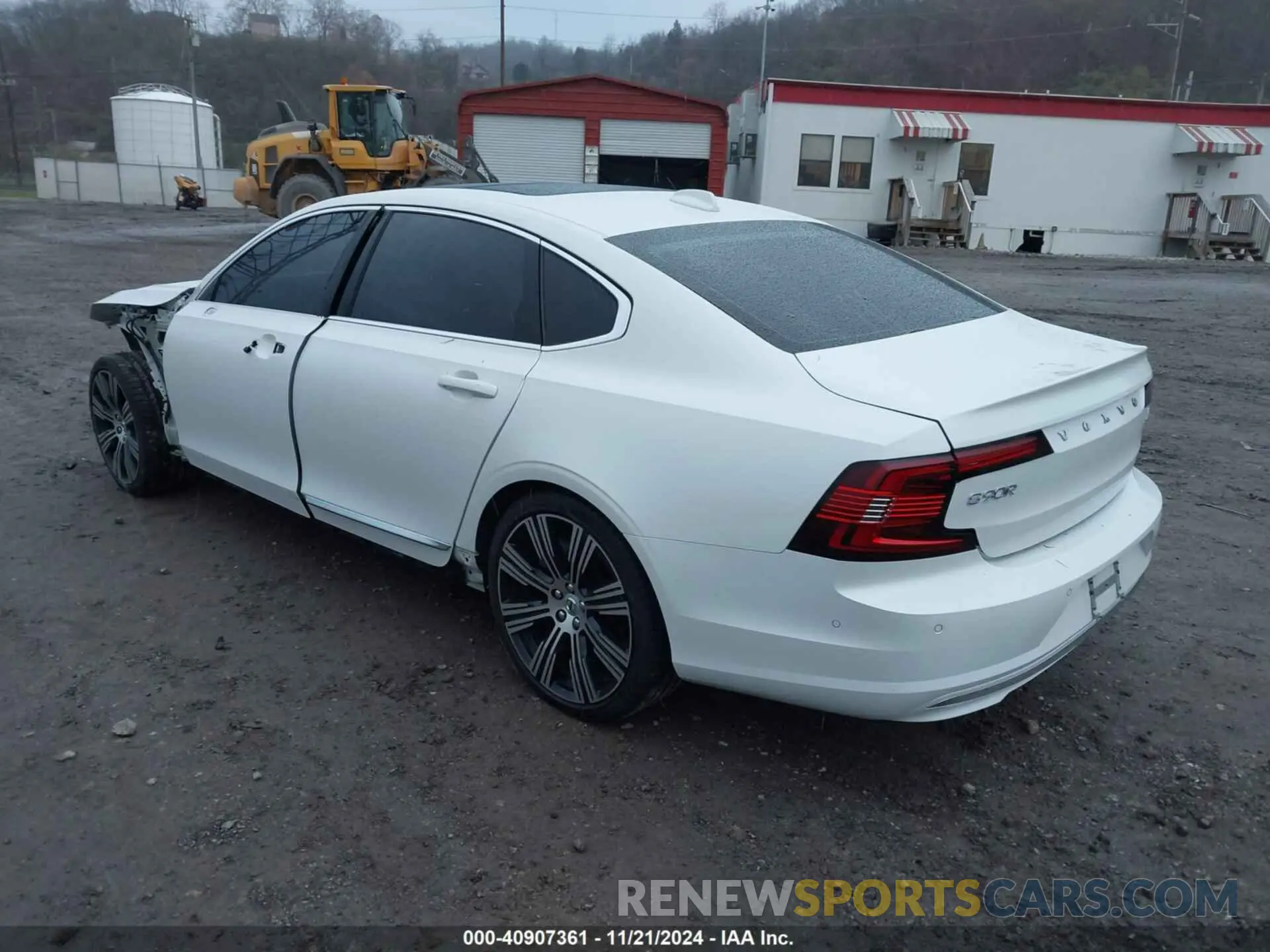 3 fotografías del automóvil dañado LVY062MN8PP314201 VOLVO S90 2023