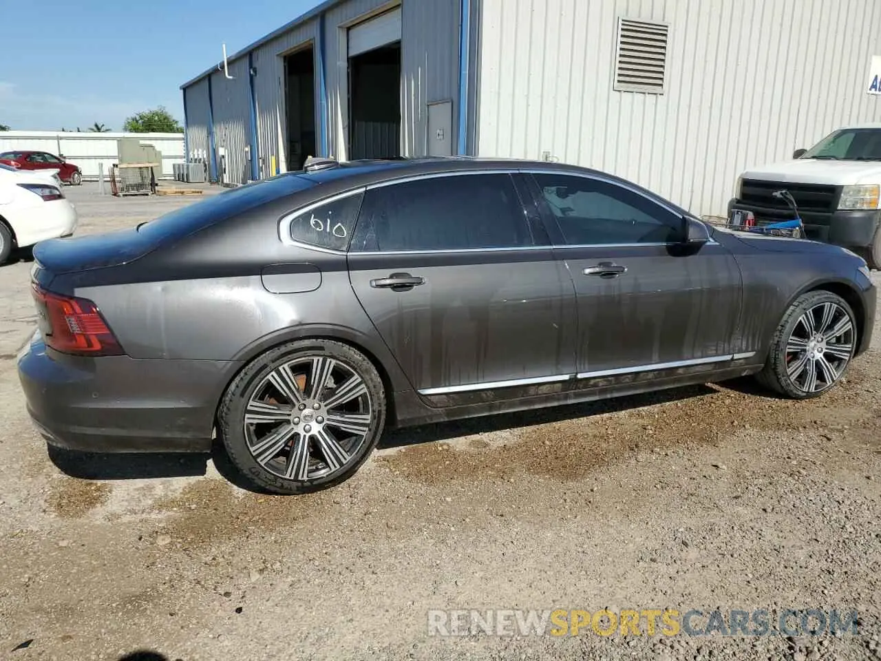 3 fotografías del automóvil dañado LVY062ML2NP265542 VOLVO S90 B6 INS 2022