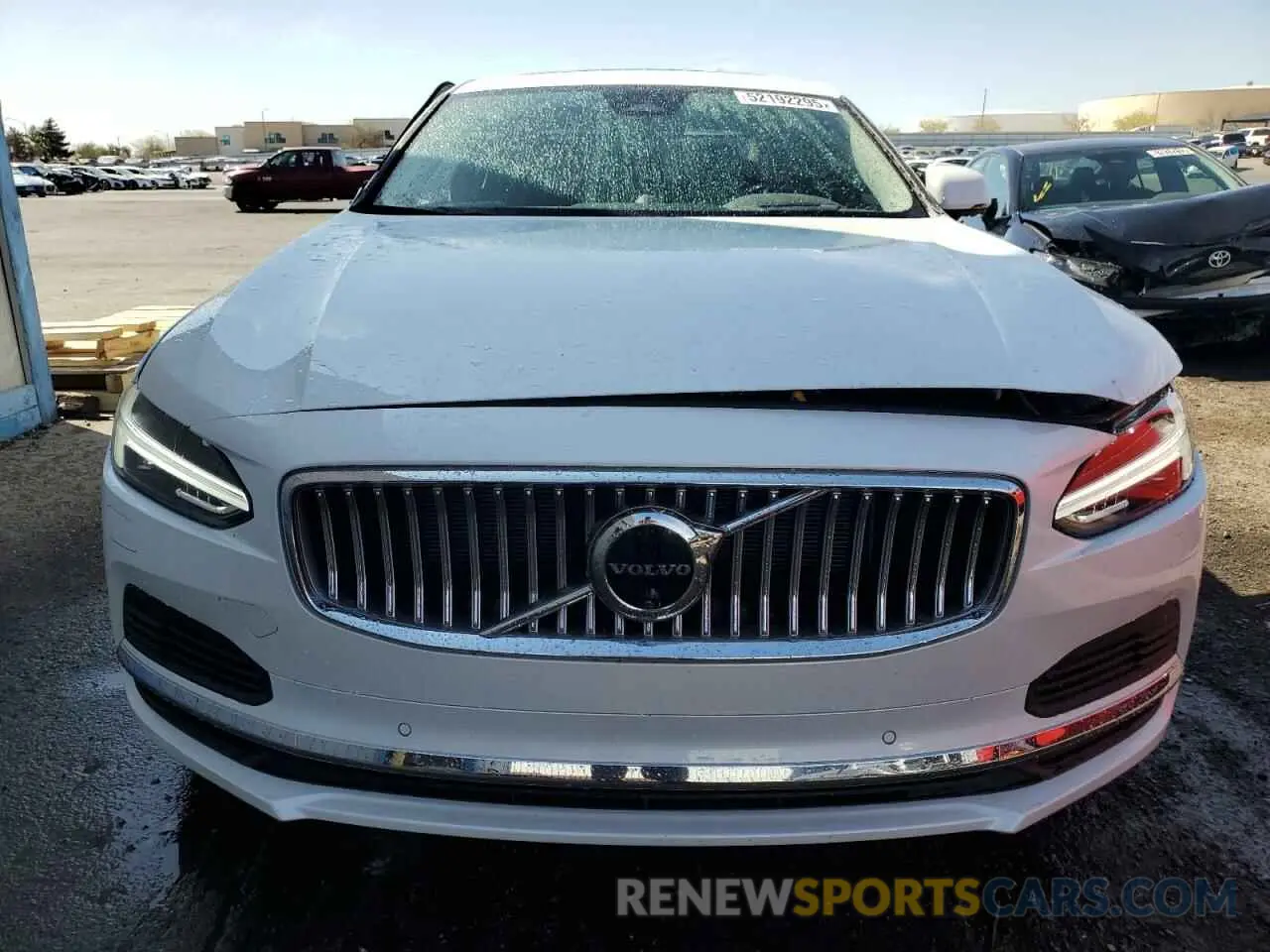 5 fotografías del automóvil dañado LVYH60AF3RP395163 VOLVO S90 ULTIMA 2024