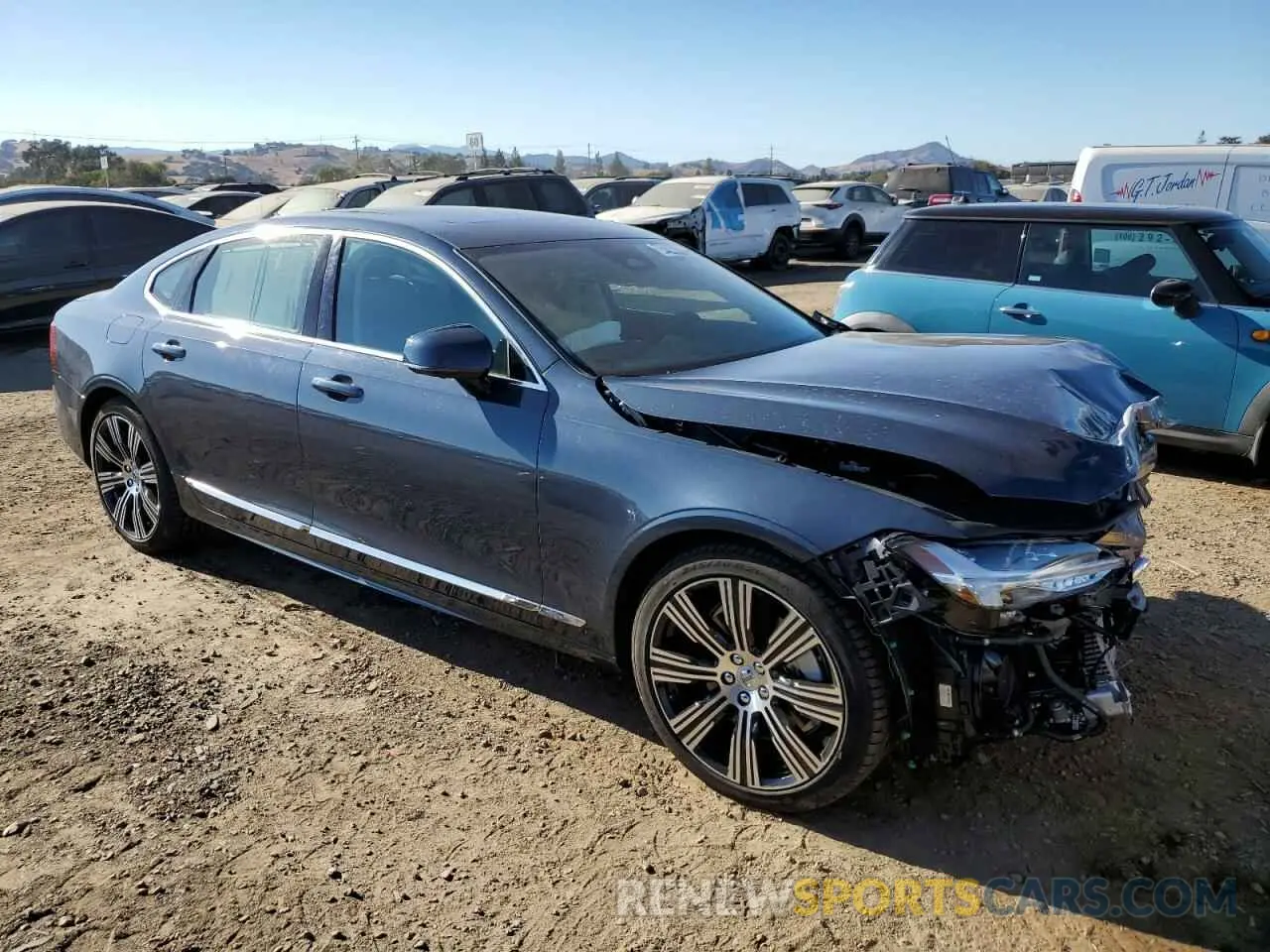 4 fotografías del automóvil dañado LVYH60AF7RP408092 VOLVO S90 ULTIMA 2024