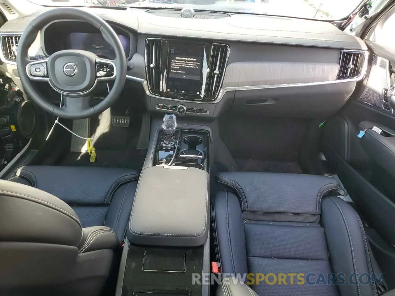 8 fotografías del automóvil dañado LVYH60AF9RP401077 VOLVO S90 ULTIMA 2024