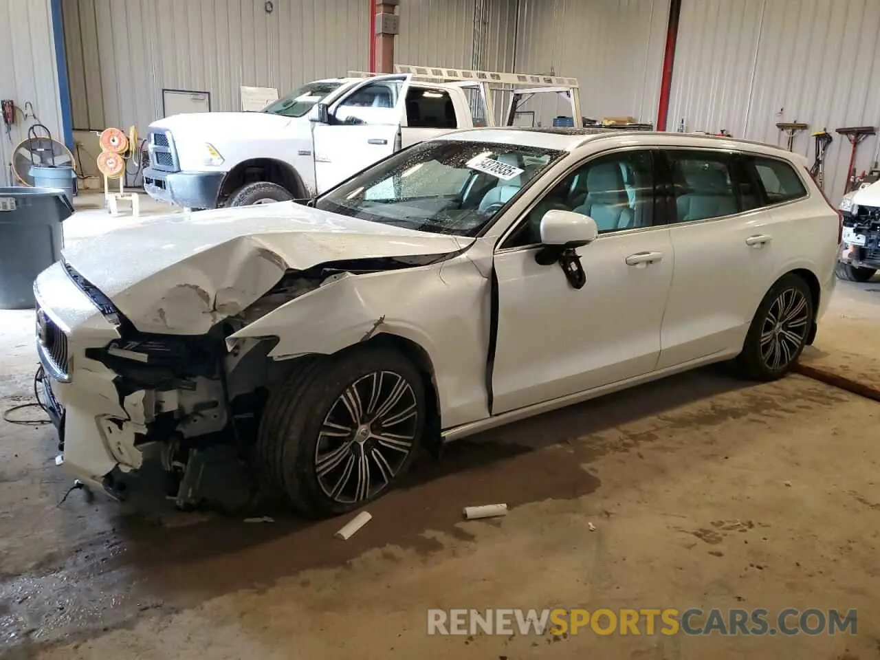 1 fotografías del automóvil dañado YV1A22SL6K2335587 VOLVO V60 2019