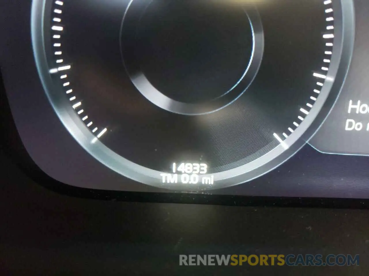 8 fotografías del automóvil dañado YV4102WK4M1068209 VOLVO V60 2021