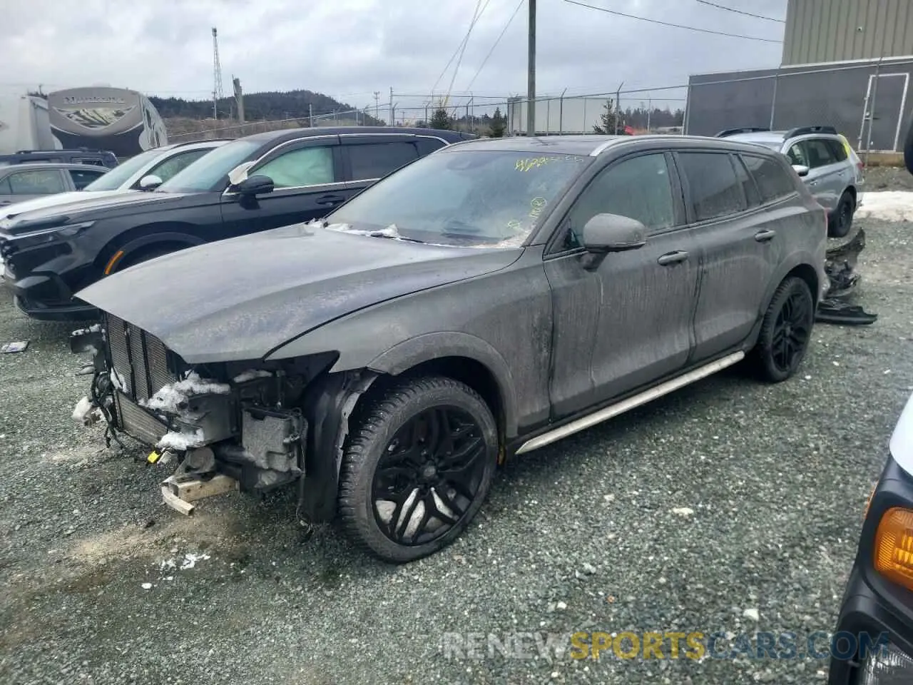 1 fotografías del automóvil dañado YV4102WK0N2094947 VOLVO V60 2022