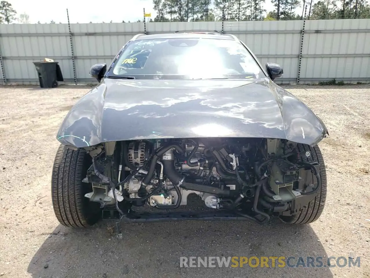 9 fotografías del automóvil dañado YV4102WK2N1086340 VOLVO V60 2022