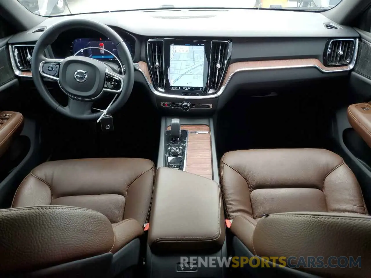 8 fotografías del automóvil dañado YV4L12WZ2P2106439 VOLVO V60 2023