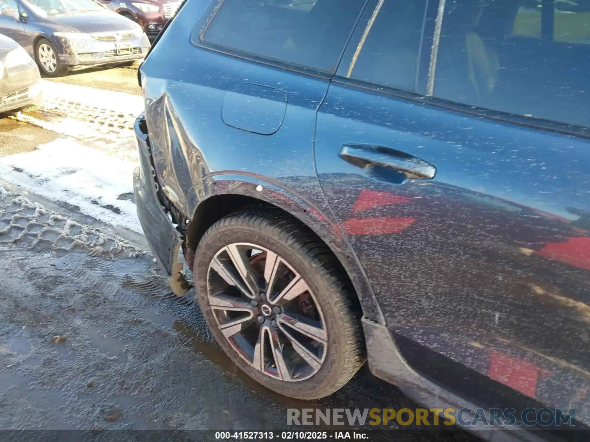 19 fotografías del automóvil dañado YV4102WK8L1031646 VOLVO V60 CROSS COUNTRY 2020