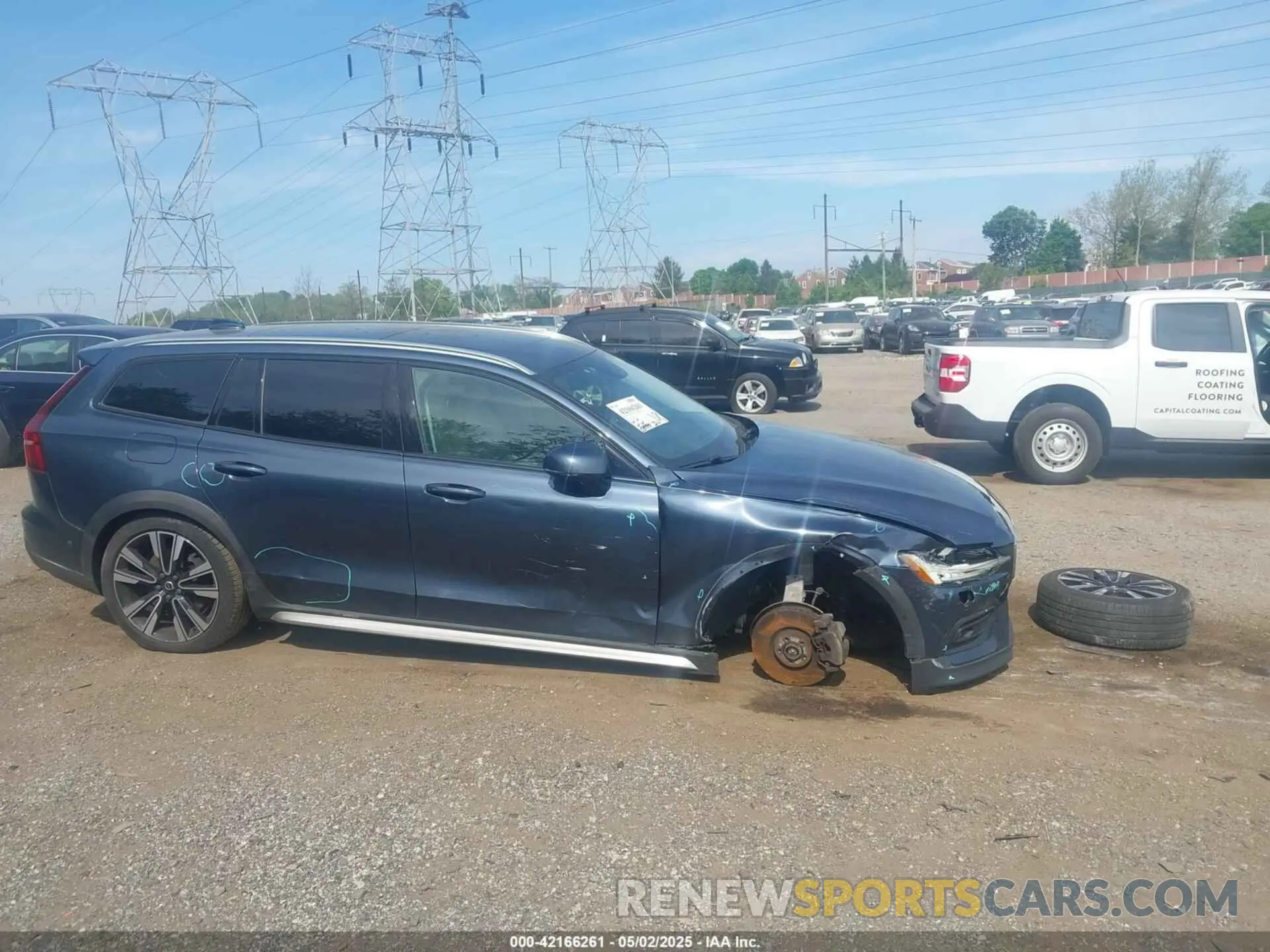 17 fotografías del automóvil dañado YV4102WK8L1048401 VOLVO V60 CROSS COUNTRY 2020