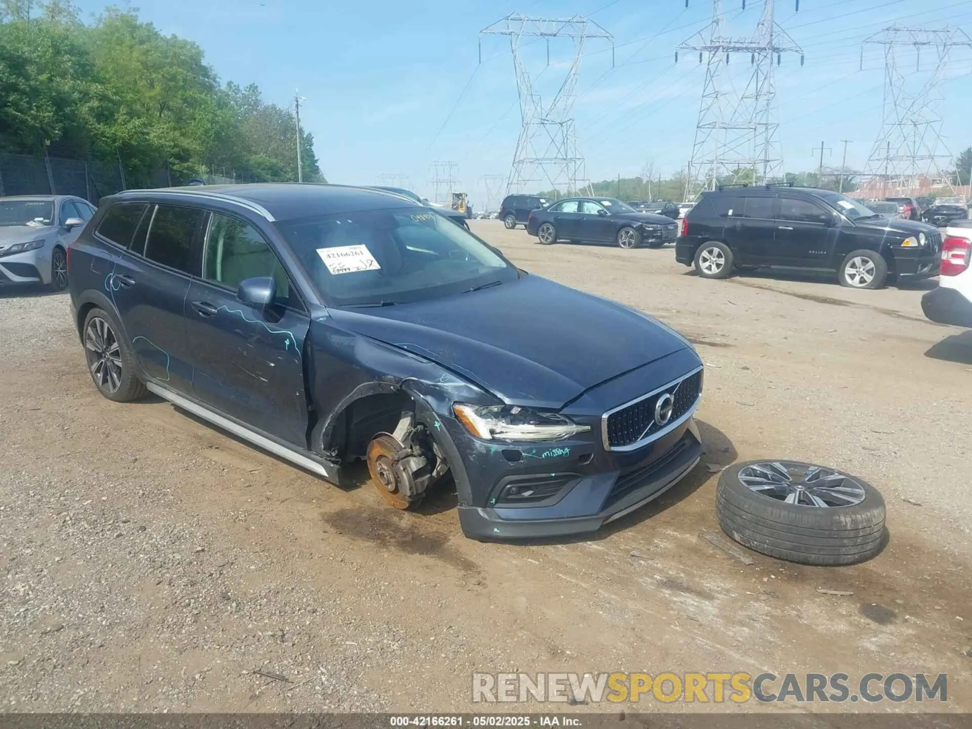 18 fotografías del automóvil dañado YV4102WK8L1048401 VOLVO V60 CROSS COUNTRY 2020