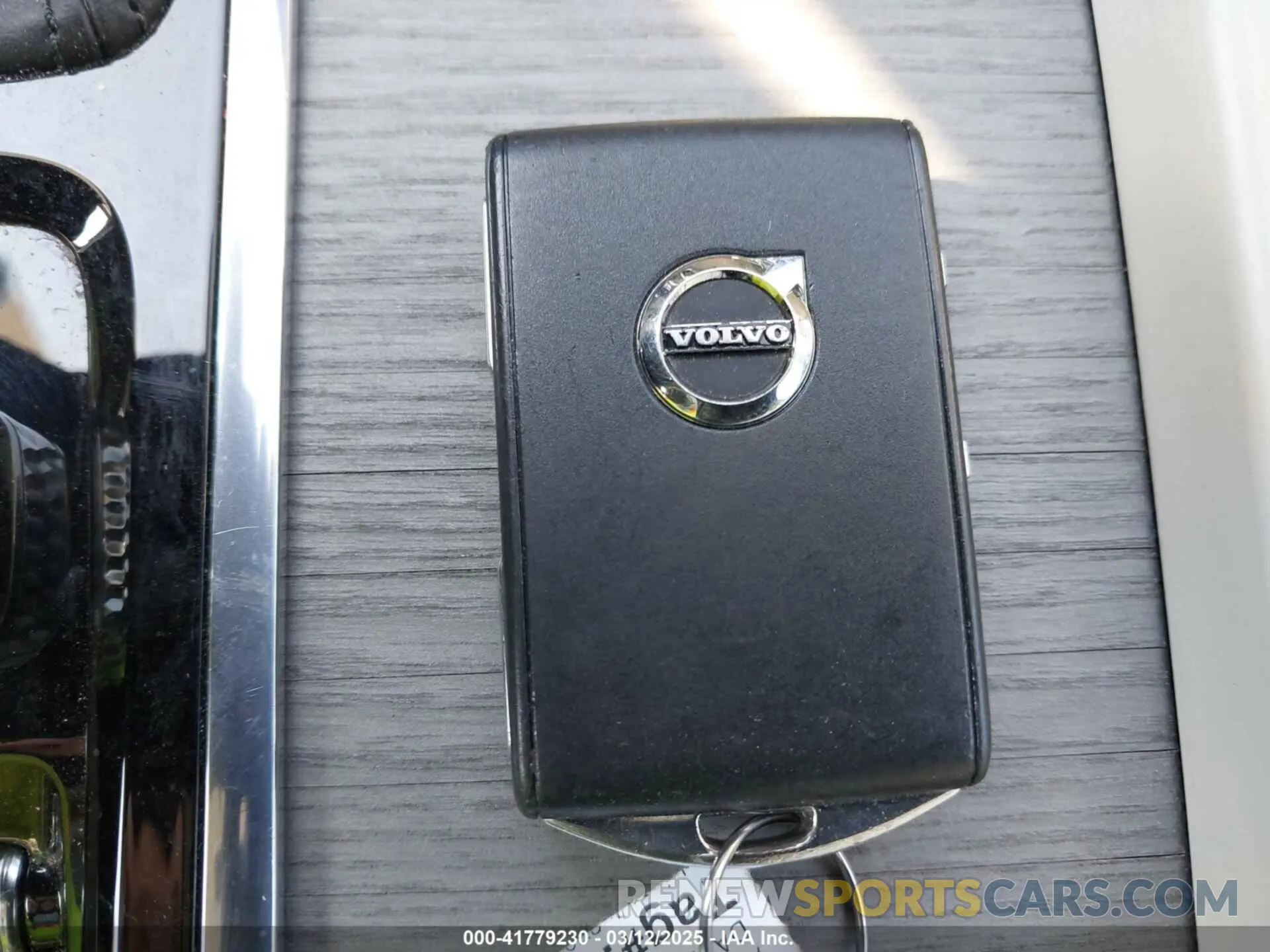 11 fotografías del automóvil dañado YV4102WK2M1067849 VOLVO V60 CROSS COUNTRY 2021