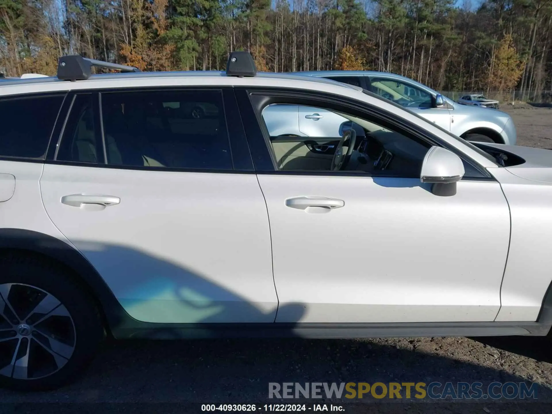 13 fotografías del automóvil dañado YV4L12WZ3P2107065 VOLVO V60 CROSS COUNTRY 2023