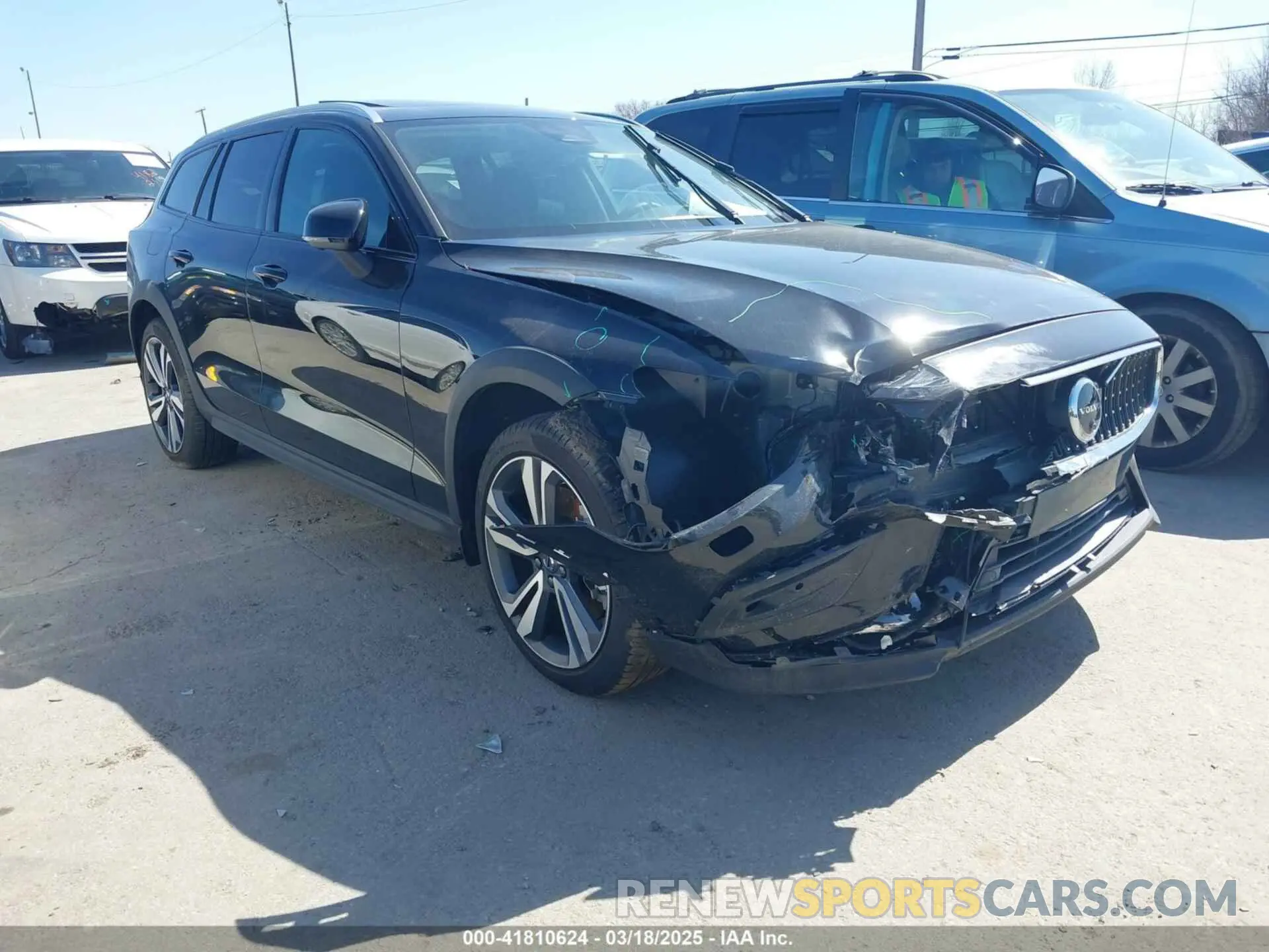 1 fotografías del automóvil dañado YV4L12WY7R2141133 VOLVO V60 CROSS COUNTRY 2024