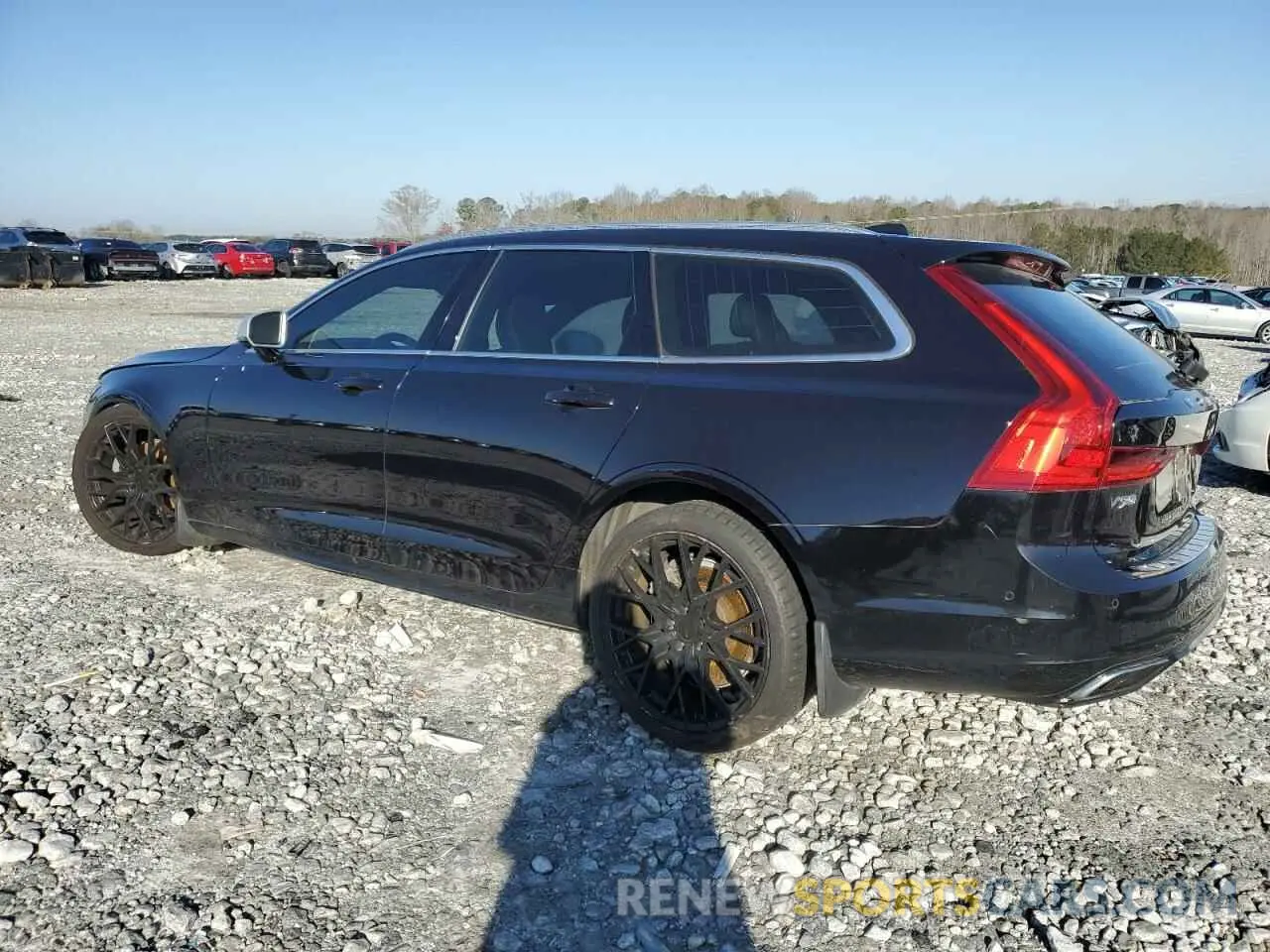 2 fotografías del automóvil dañado YV1102GM4K1084517 VOLVO V90 2019