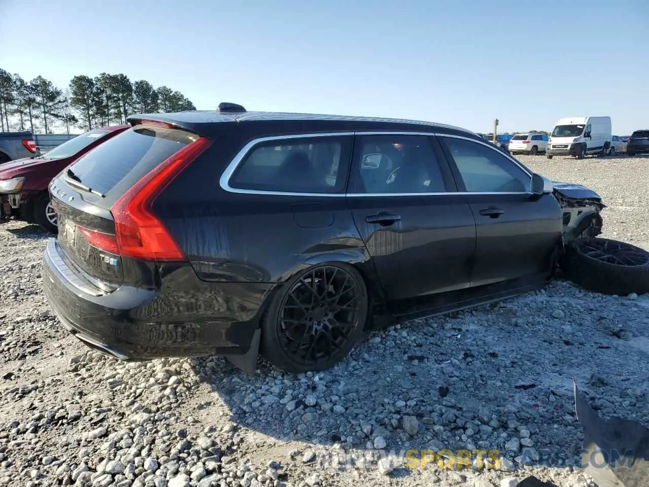 3 fotografías del automóvil dañado YV1102GM4K1084517 VOLVO V90 2019