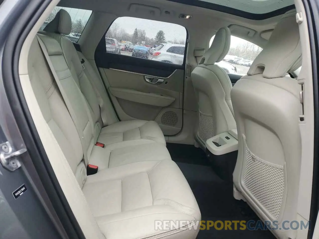 11 fotografías del automóvil dañado YV4A22NL7L1104414 VOLVO V90 2020