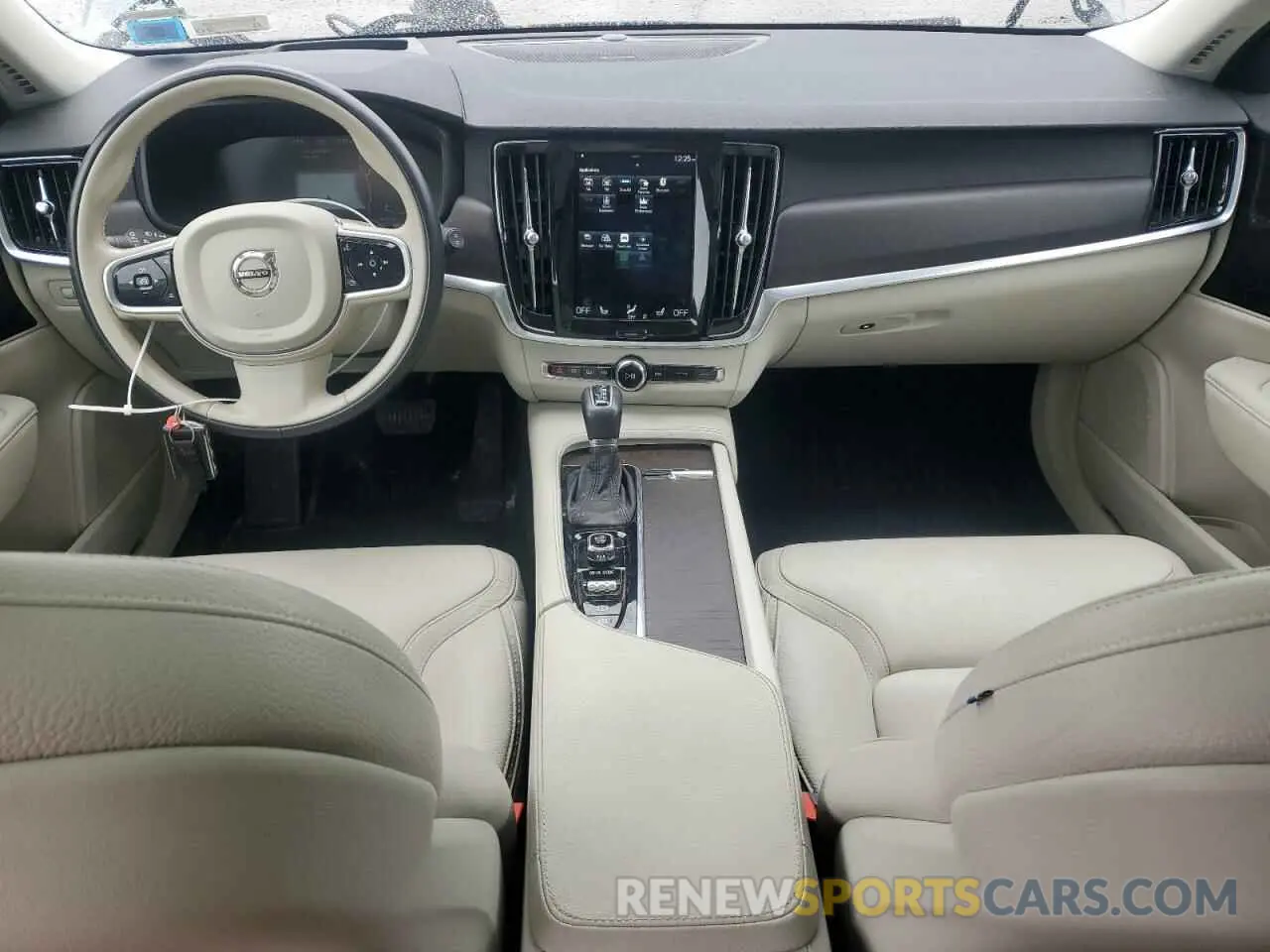 8 fotografías del automóvil dañado YV4A22NL7L1104414 VOLVO V90 2020