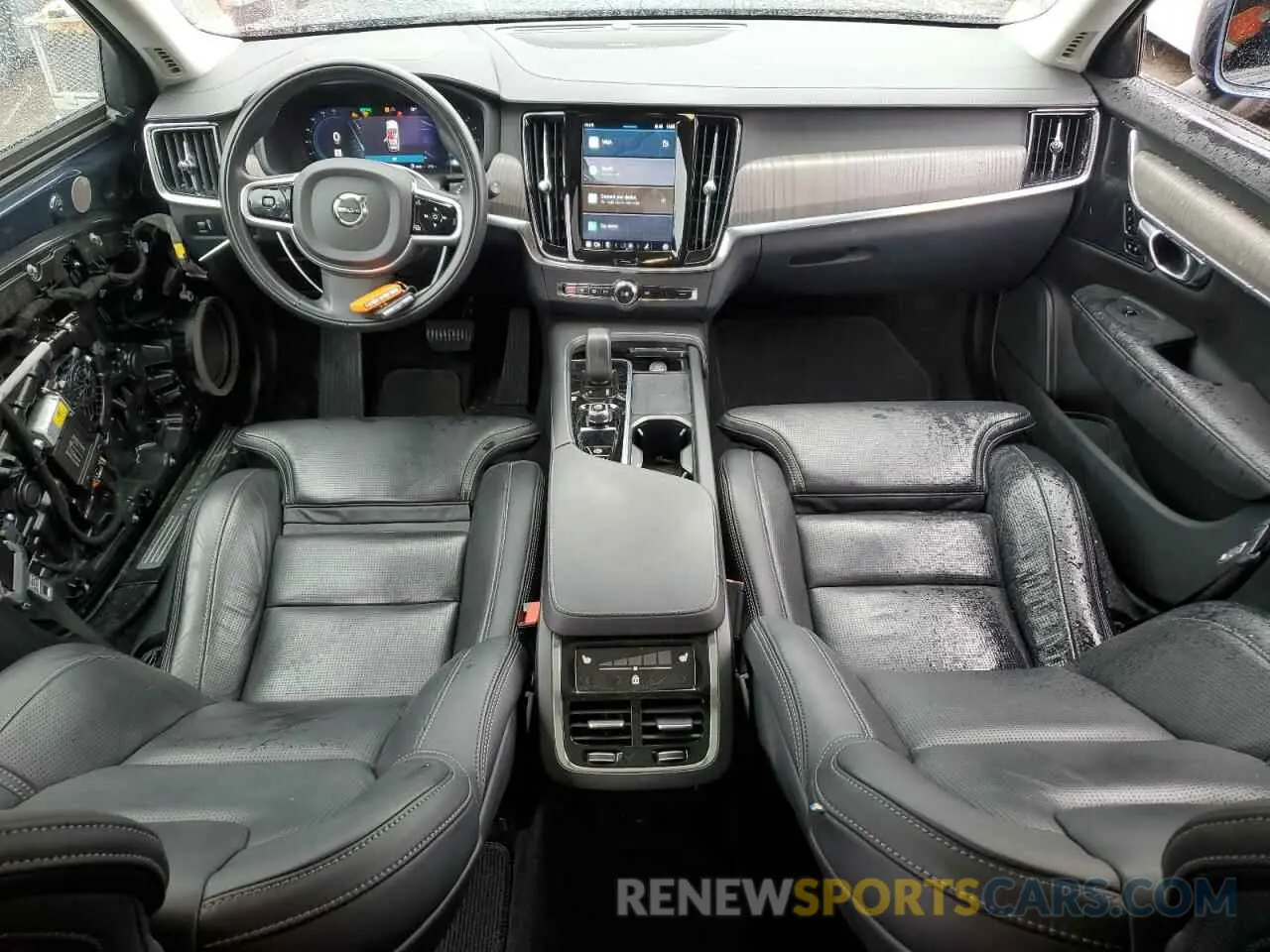 8 fotografías del automóvil dañado YV4062NL0N1148645 VOLVO V90 2022