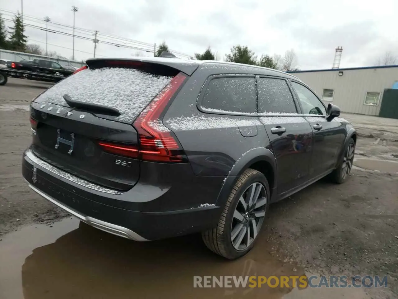 4 fotografías del automóvil dañado YV4062NL7N1144544 VOLVO V90 2022
