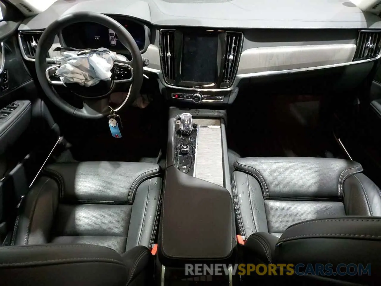 8 fotografías del automóvil dañado YV4062NC5P1165587 VOLVO V90 2023