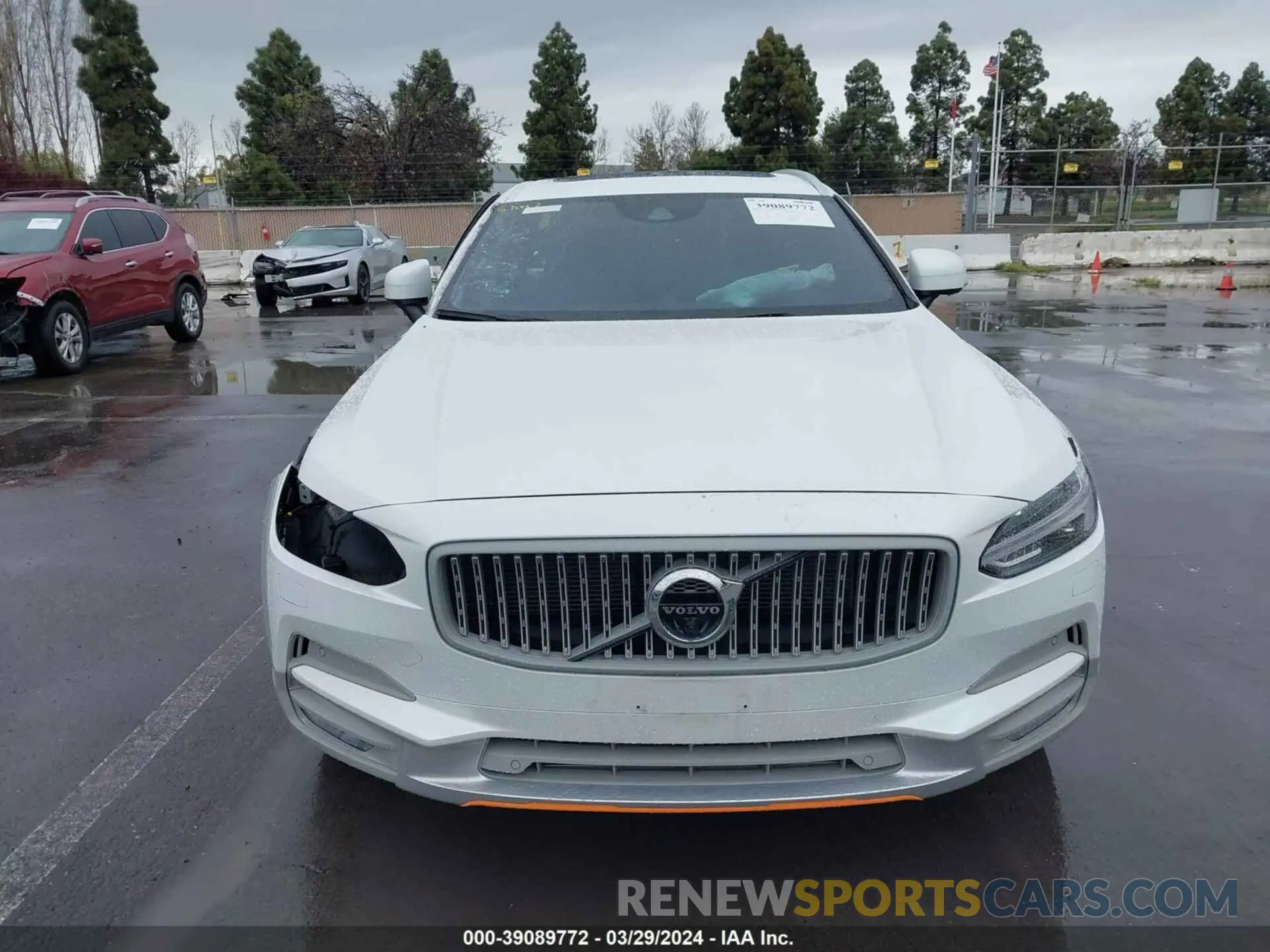 13 fotografías del automóvil dañado YV4A22NT0K1077894 VOLVO V90 CROSS COUNTRY 2019