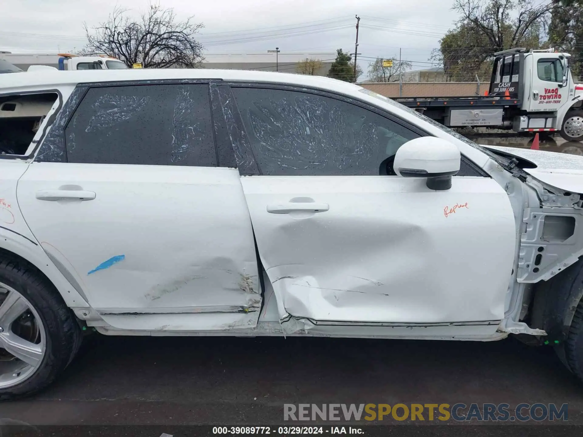 14 fotografías del automóvil dañado YV4A22NT0K1077894 VOLVO V90 CROSS COUNTRY 2019