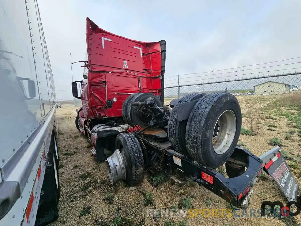 2 fotografías del automóvil dañado 4V4NC9EH2KN903972 VOLVO VN 2019