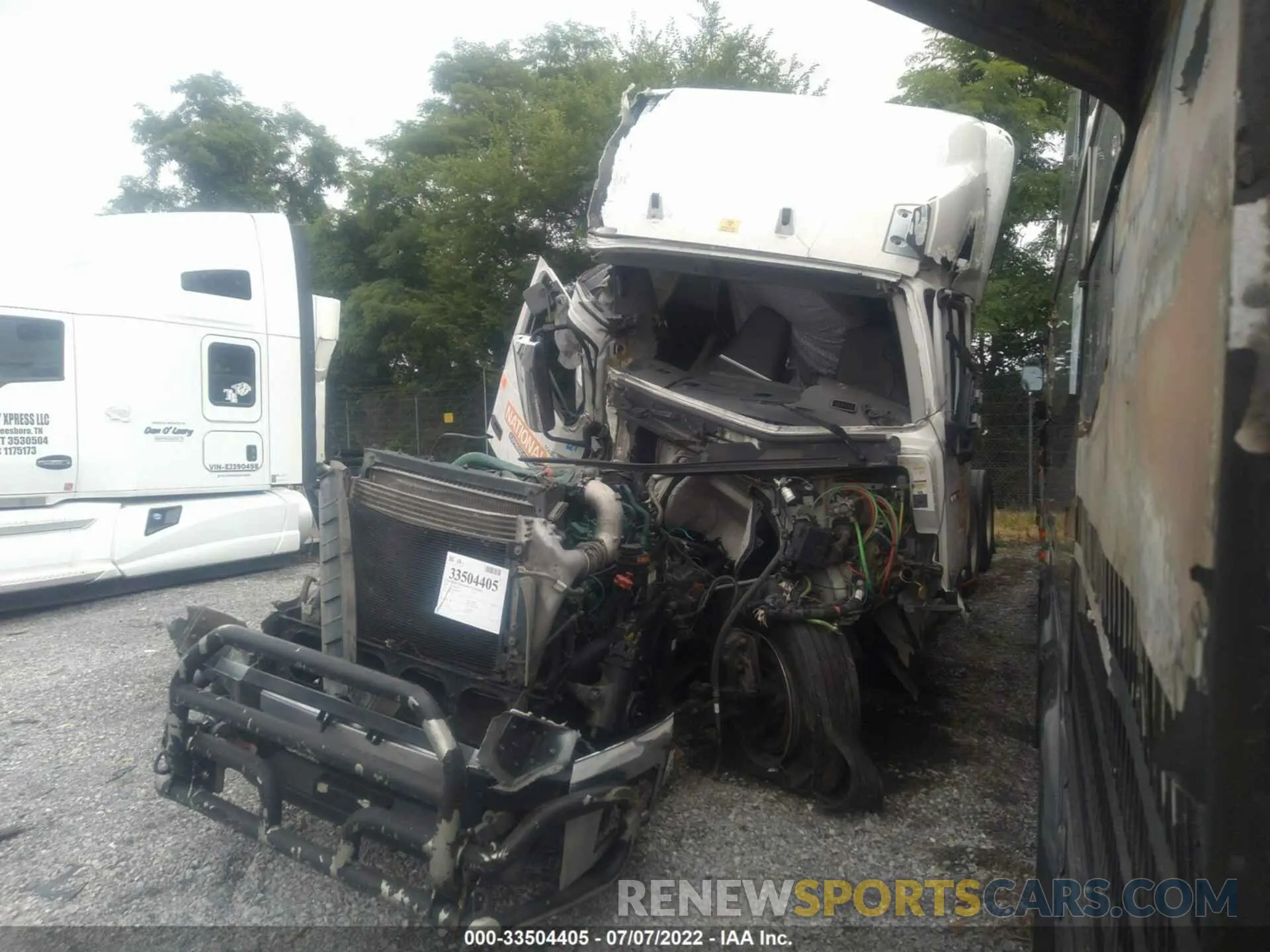 2 fotografías del automóvil dañado 4V4NC9EH4KN905044 VOLVO VN 2019