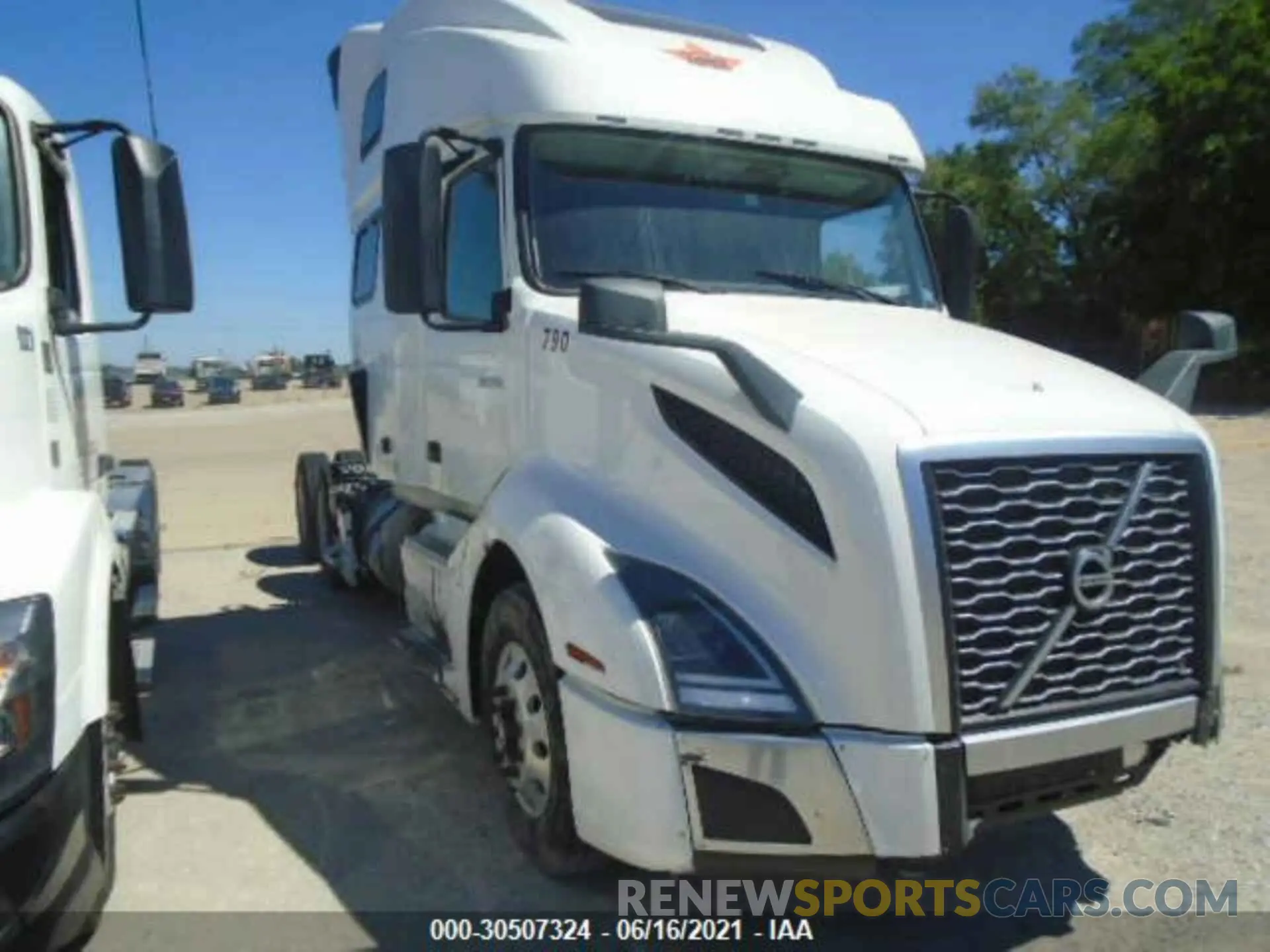 1 fotografías del automóvil dañado 4V4NC9EH9KN905590 VOLVO VN 2019