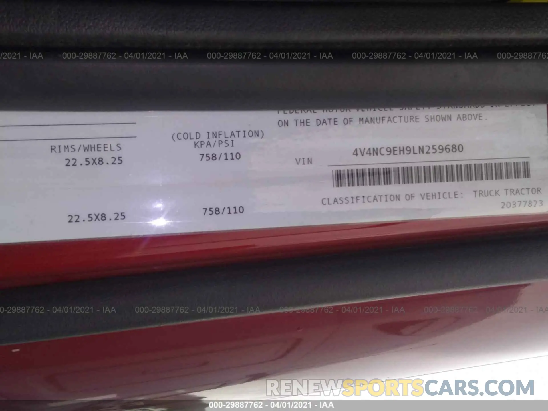9 fotografías del automóvil dañado 4V4NC9EH9LN259680 VOLVO VN 2020