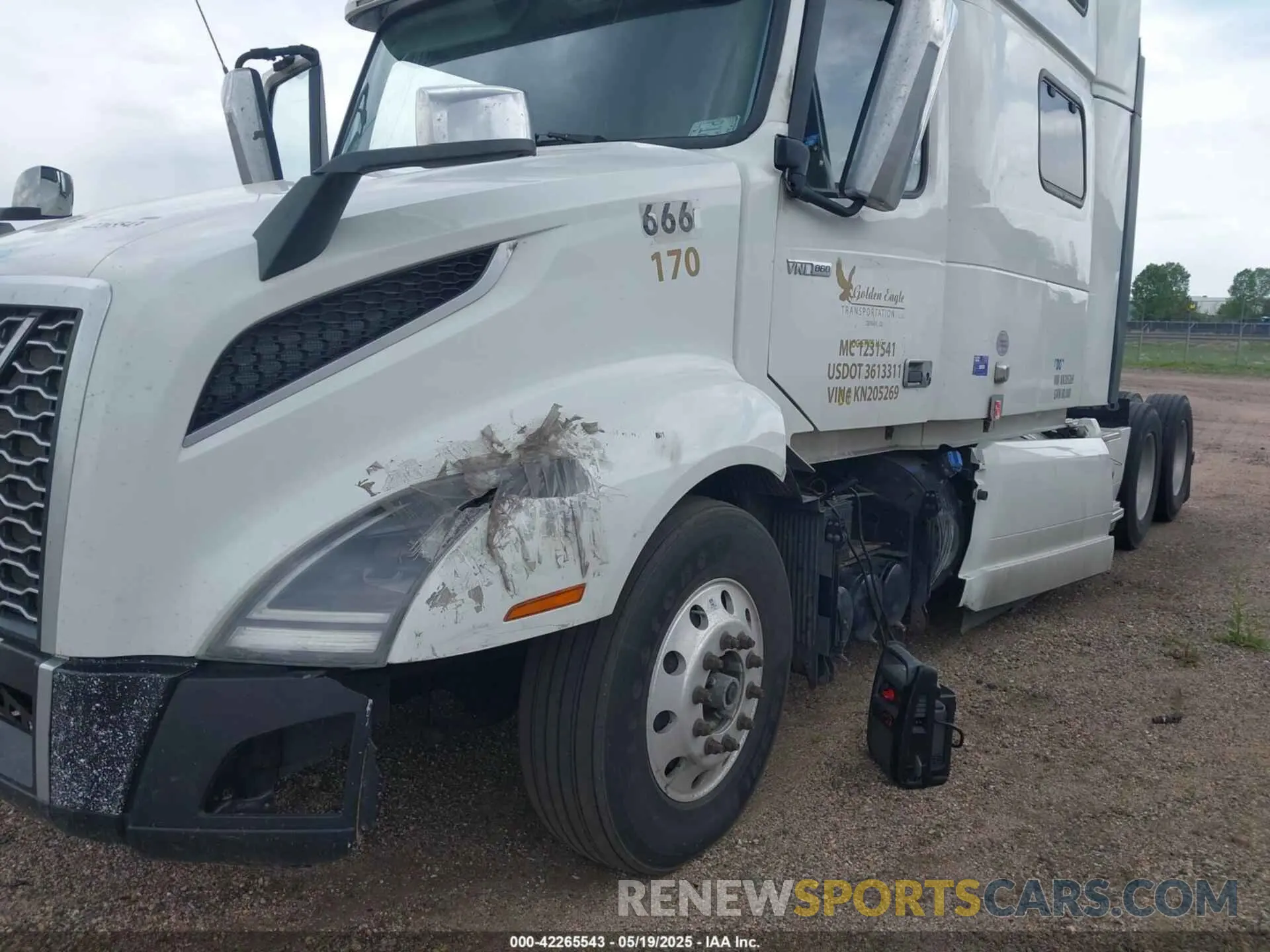 11 fotografías del automóvil dañado 4V4NC9EH1KN205269 VOLVO VNL 2019