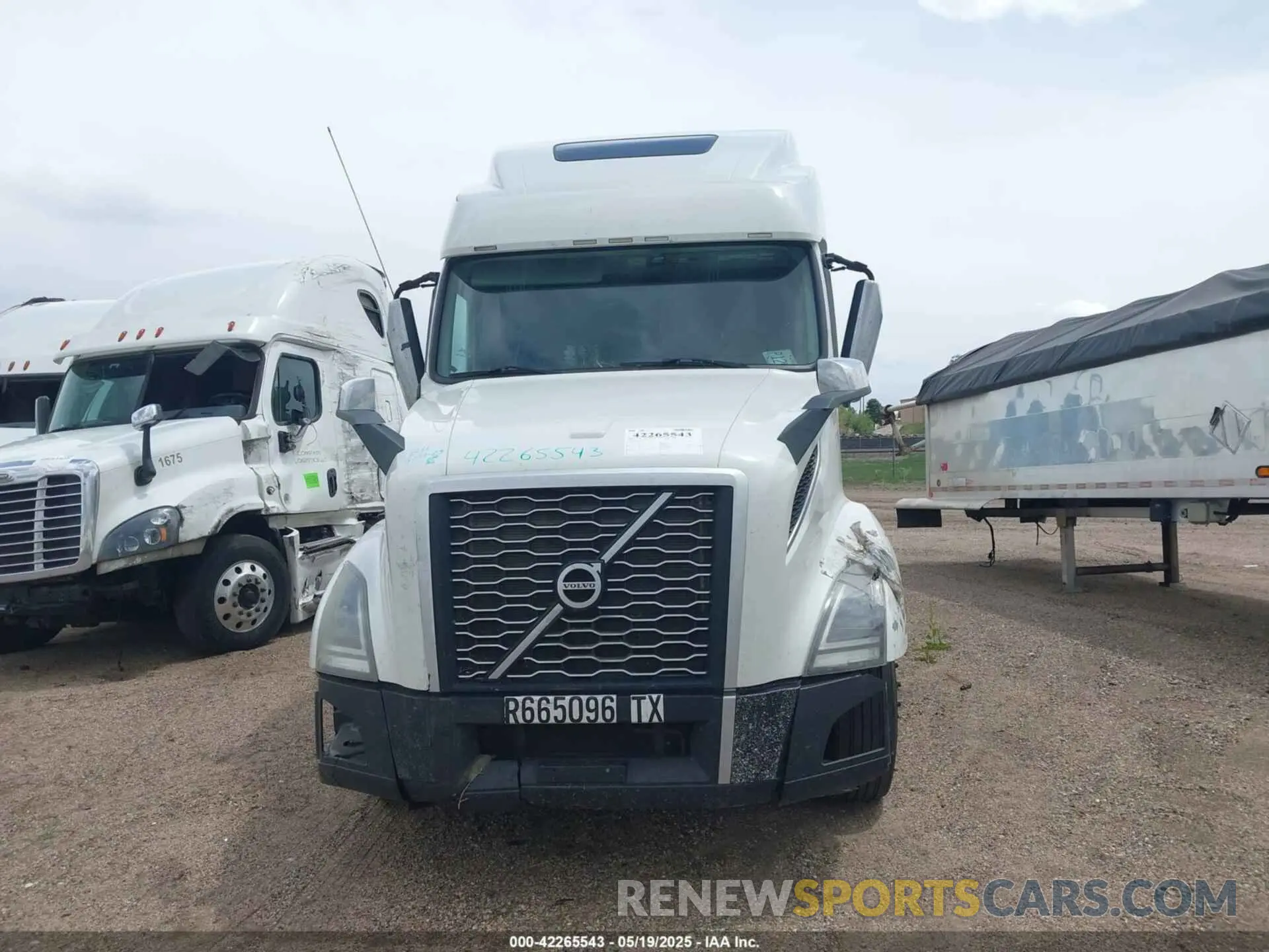 12 fotografías del automóvil dañado 4V4NC9EH1KN205269 VOLVO VNL 2019