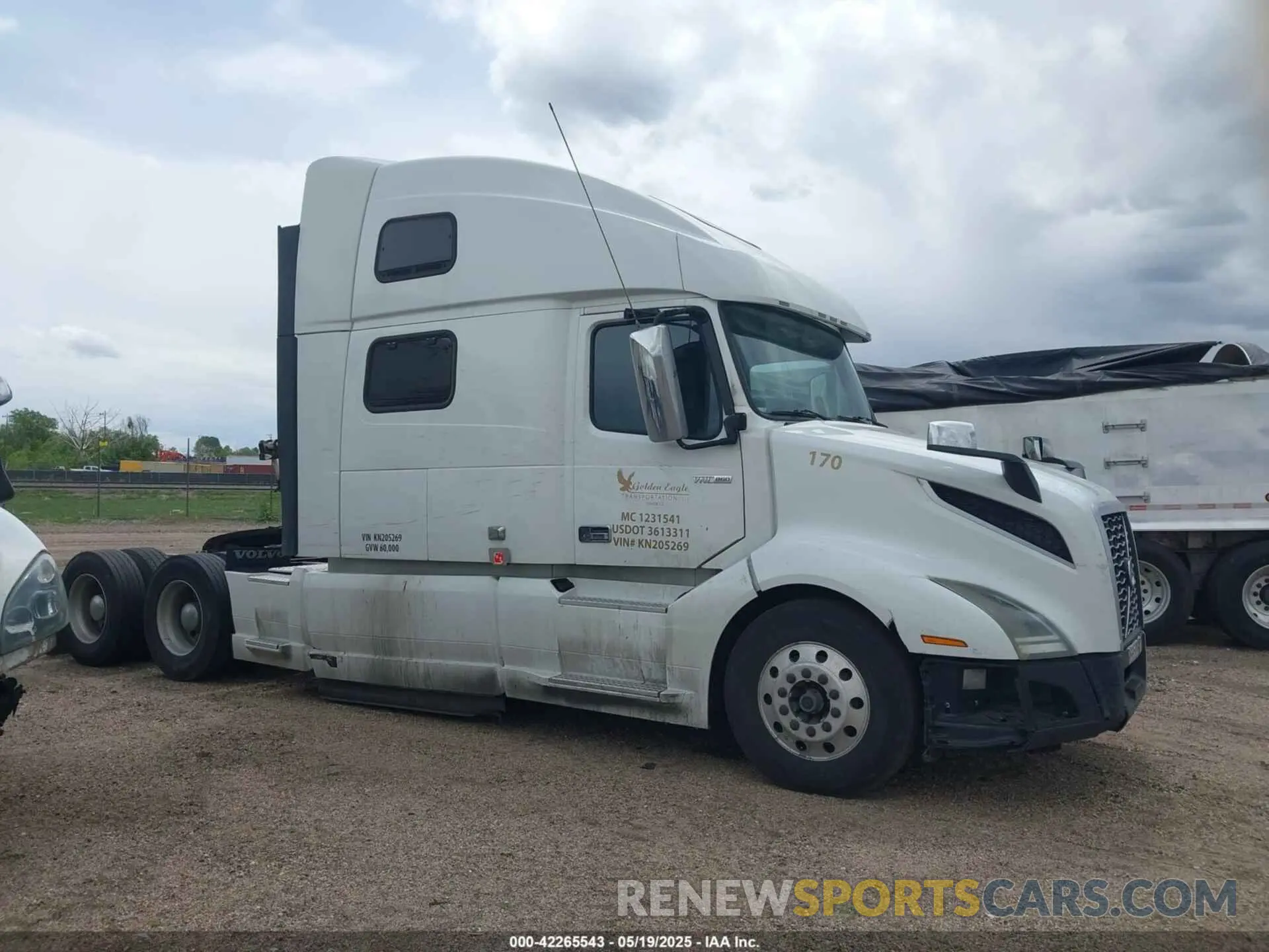 13 fotografías del automóvil dañado 4V4NC9EH1KN205269 VOLVO VNL 2019