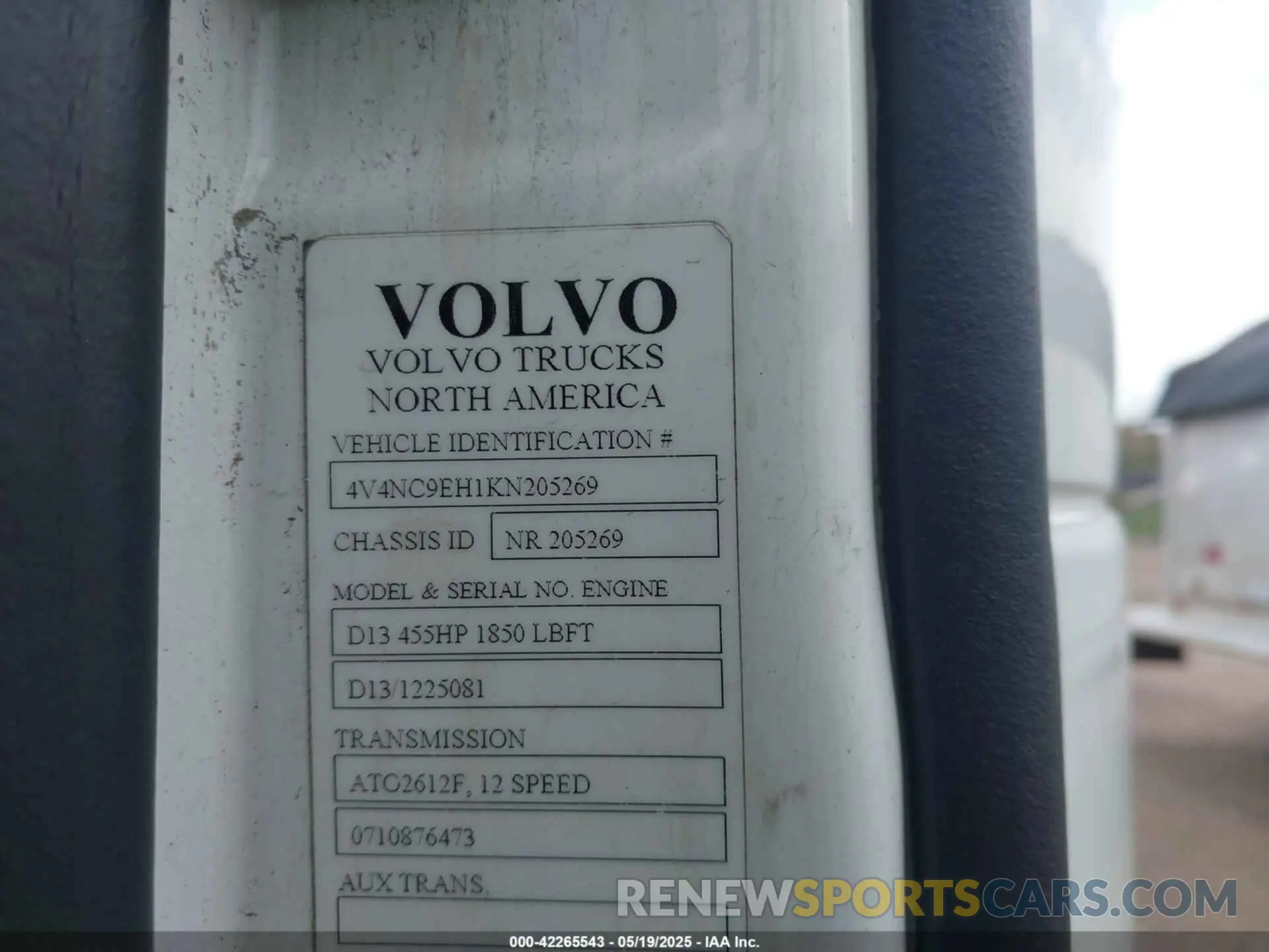8 fotografías del automóvil dañado 4V4NC9EH1KN205269 VOLVO VNL 2019