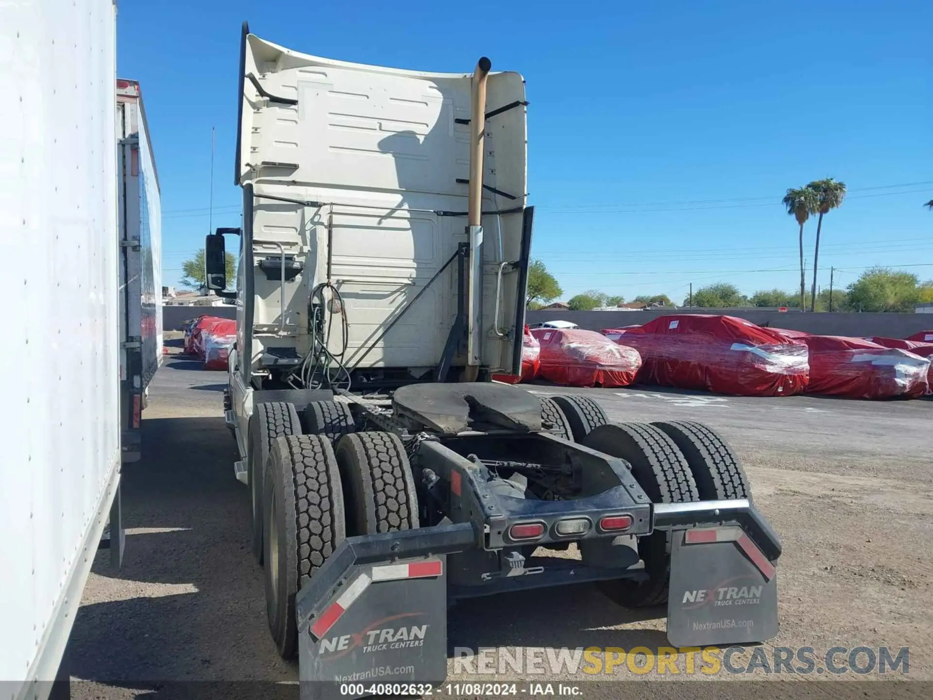3 fotografías del automóvil dañado 4V4NC9EH1KN215834 VOLVO VNL 2019